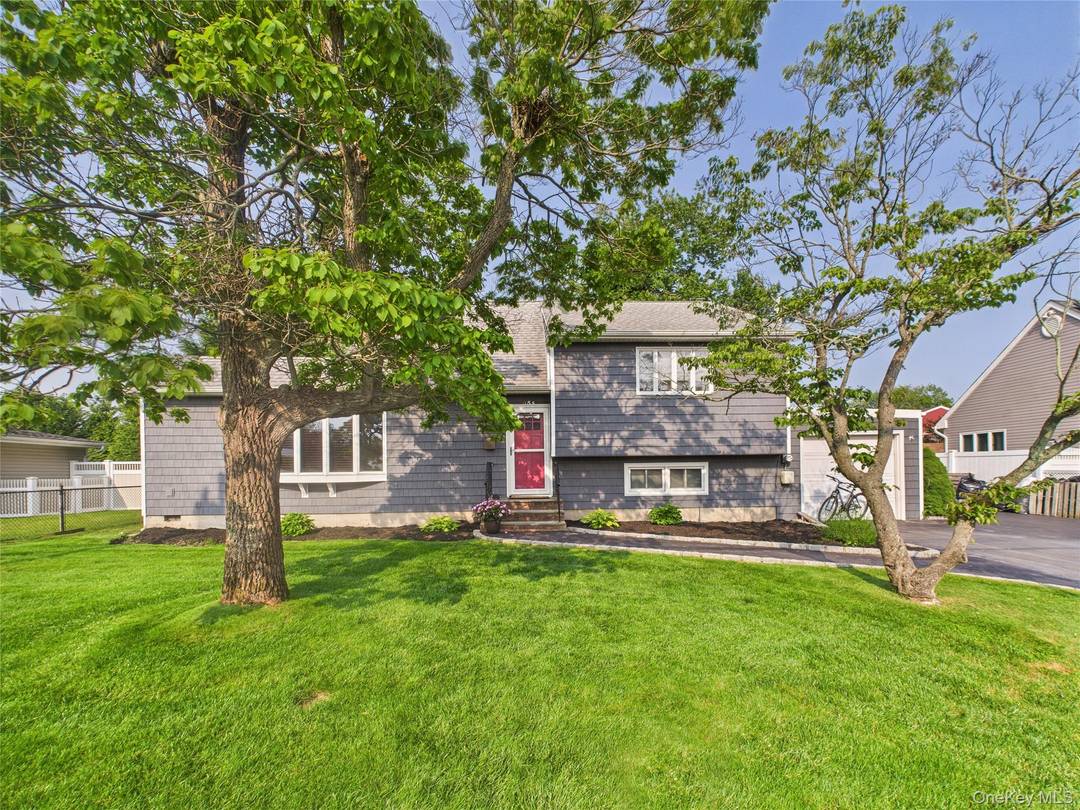 Welcome to this spacious and versatile 4 bedroom, 2 bathroom home just minutes from the water in a quiet, convenient neighborhood only a 2 minute drive to the docks, yet ...