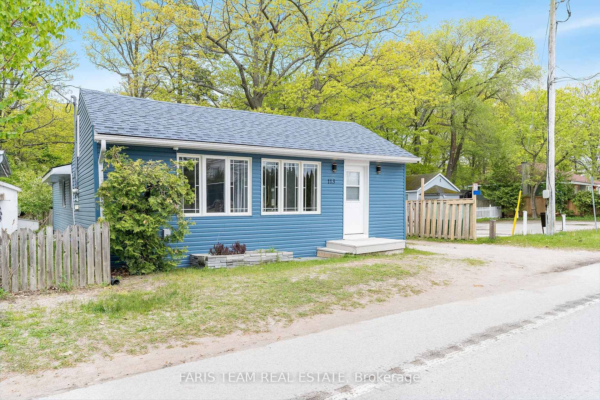 Top 5 Reasons You Will Love This Home 1 Licensed for short term accommodations, this charming property is just a short stroll to iconic Beach One in Wasaga, perfect as ...