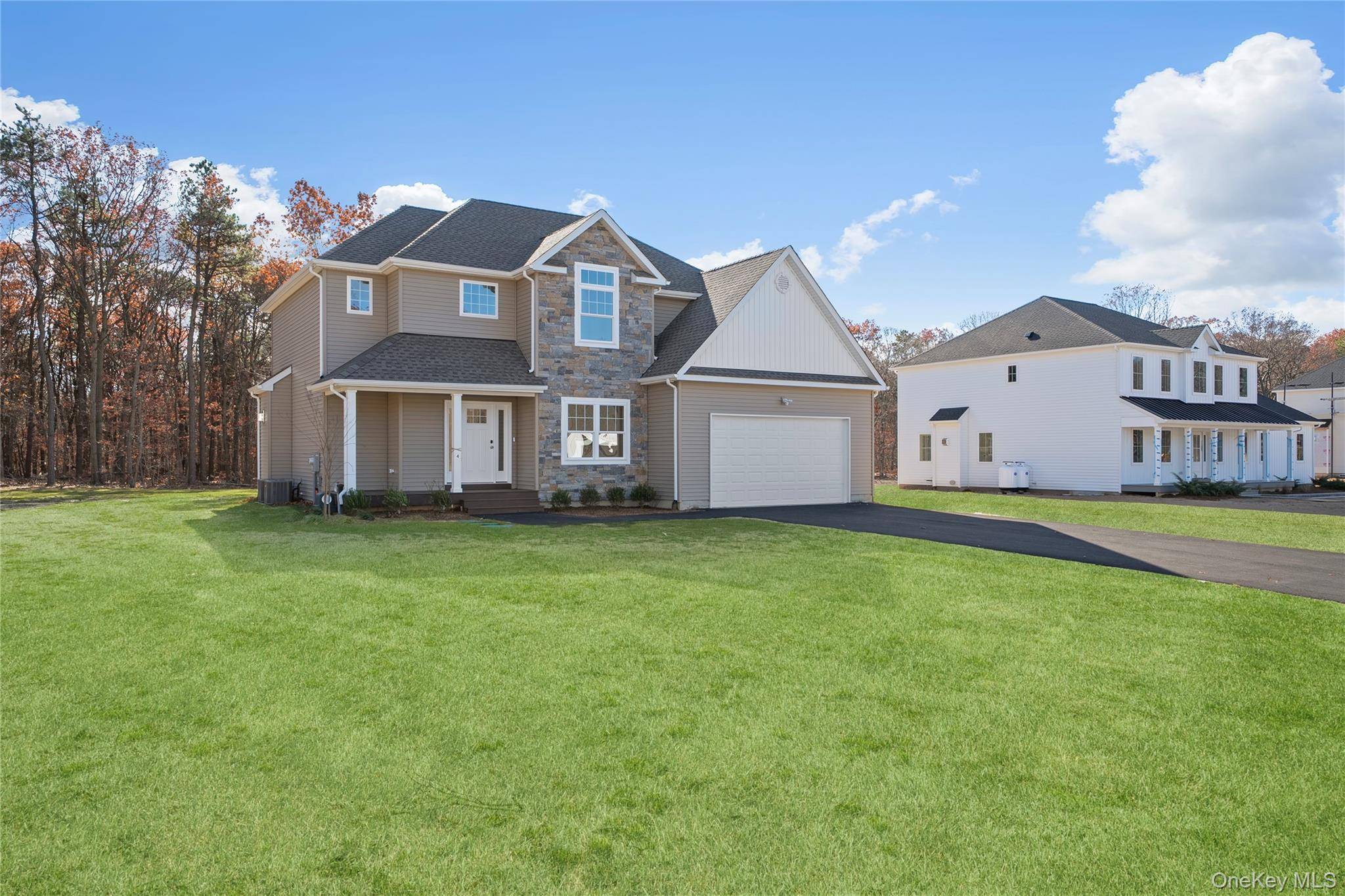 USE 17 GAYNOR RD CENTEREACH ON GPS LAST ASPEN MODEL Subdivision selling out.