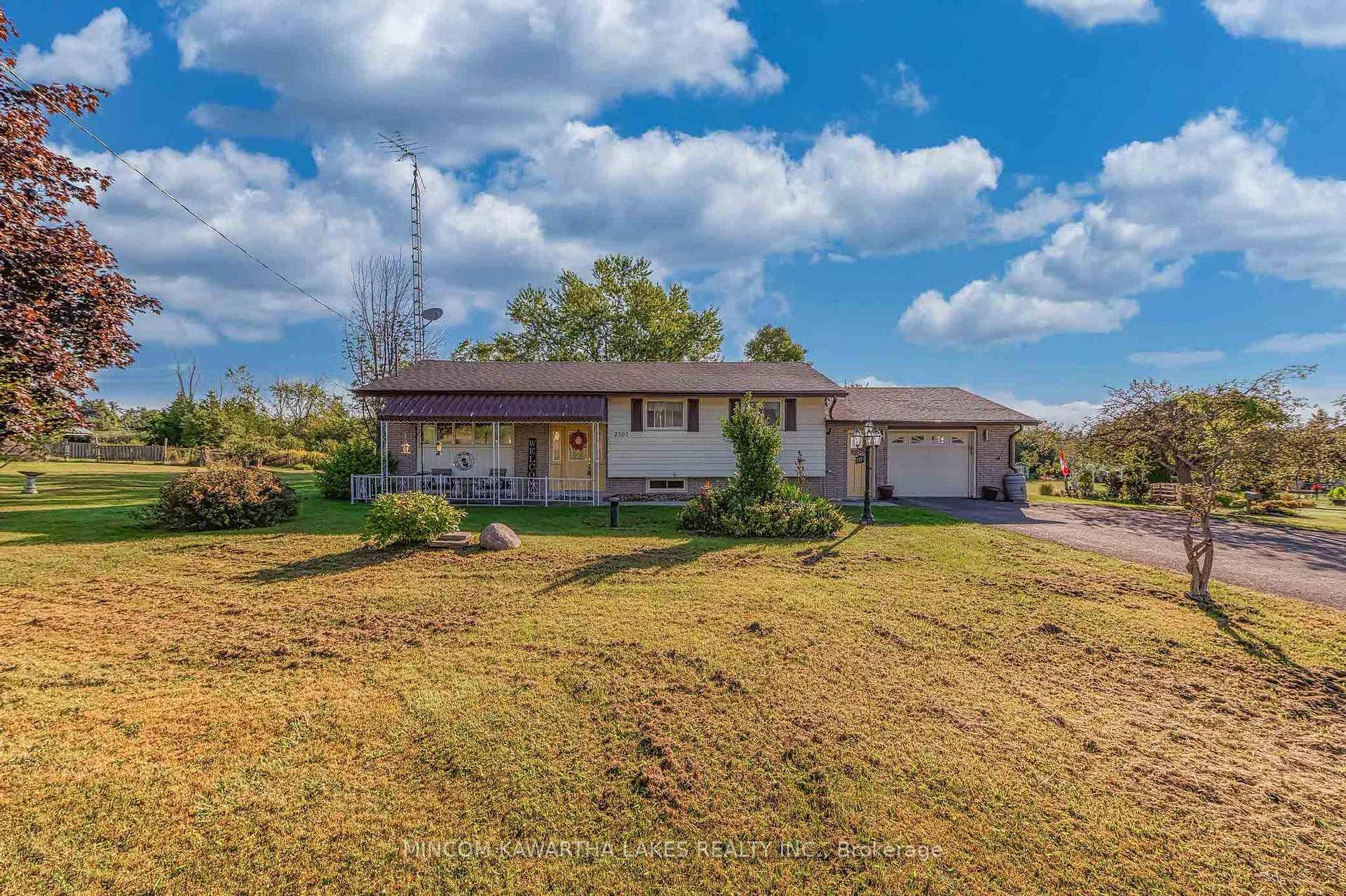 Escape To The Country ! Welcome to 2397 Queen Mary Street in the quaint Village of Mount Pleasant, southwest of Peterborough.