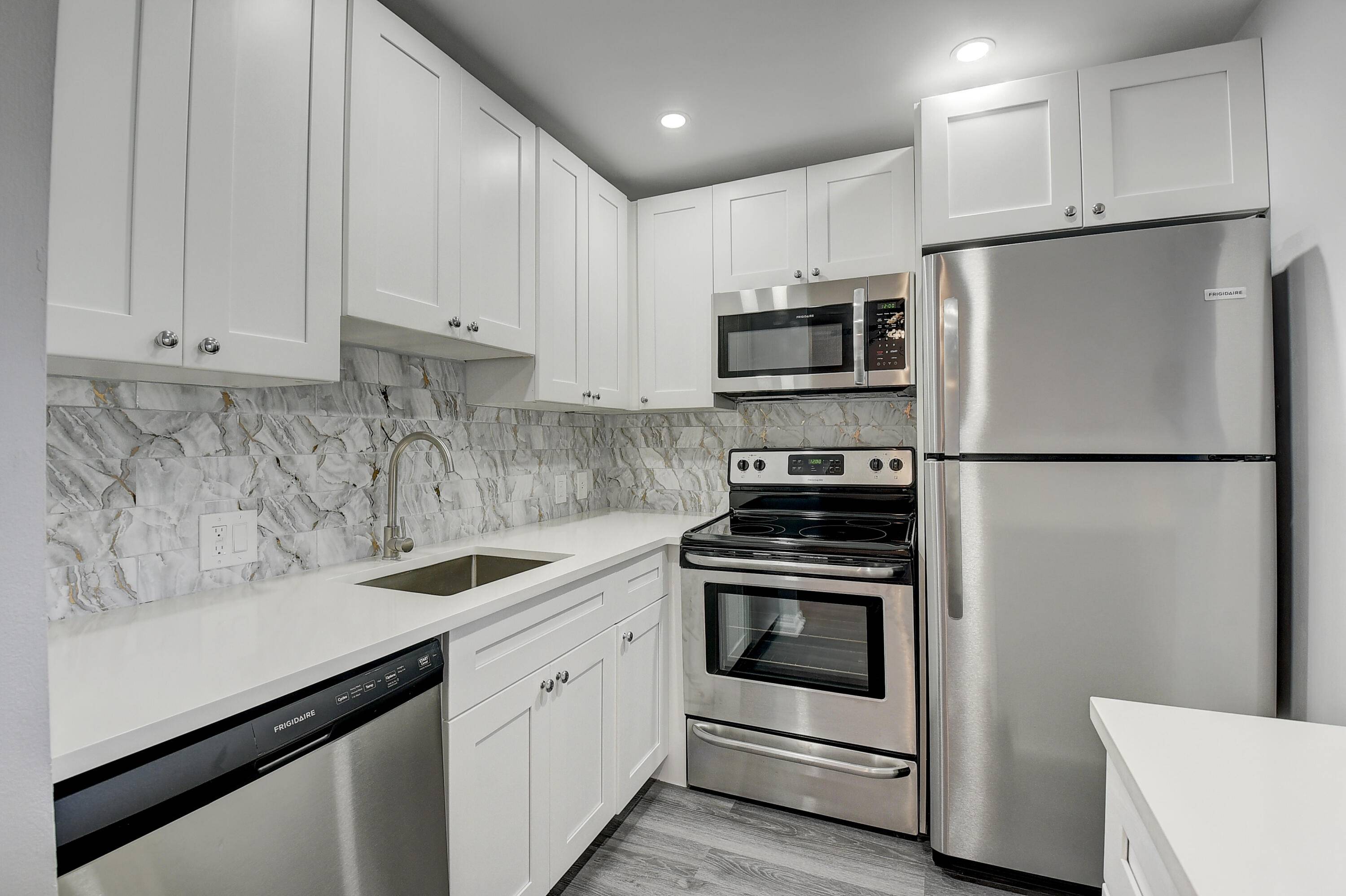 1st floor unit 1 bed 1 bath.