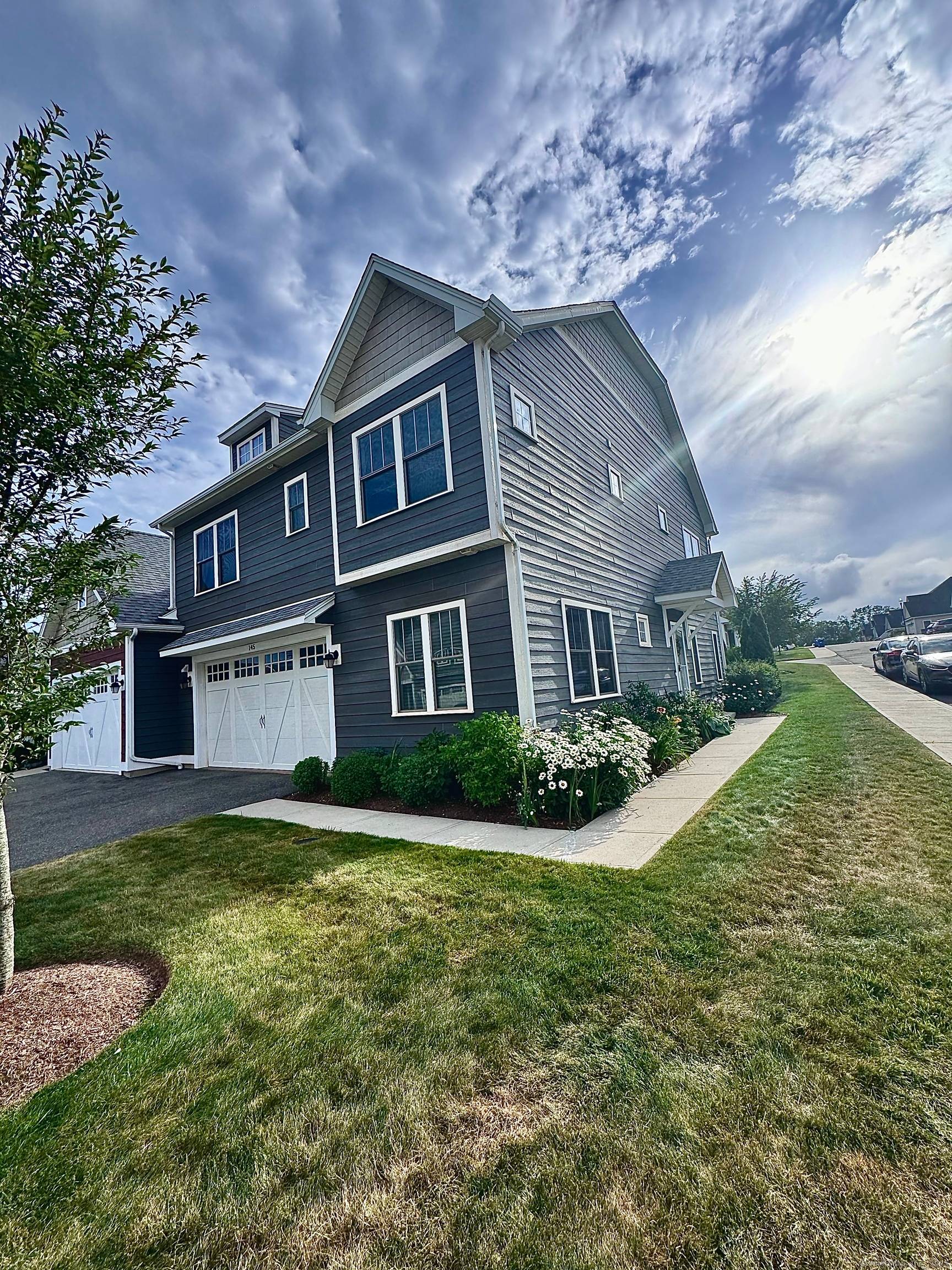Welcome to this newly built, modern duplex offering a perfect blend of style, space, and convenience.