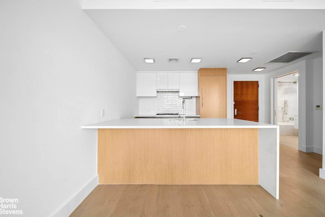 SHOWINGS BY APPOINTMENT ONLY !