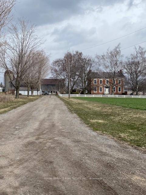 107 acres total includes 84 acres zoned H ML1 amp ; H ML2 ; plus 23 acres zoned EP with 1, 300 feet Lake Ontario frontage.