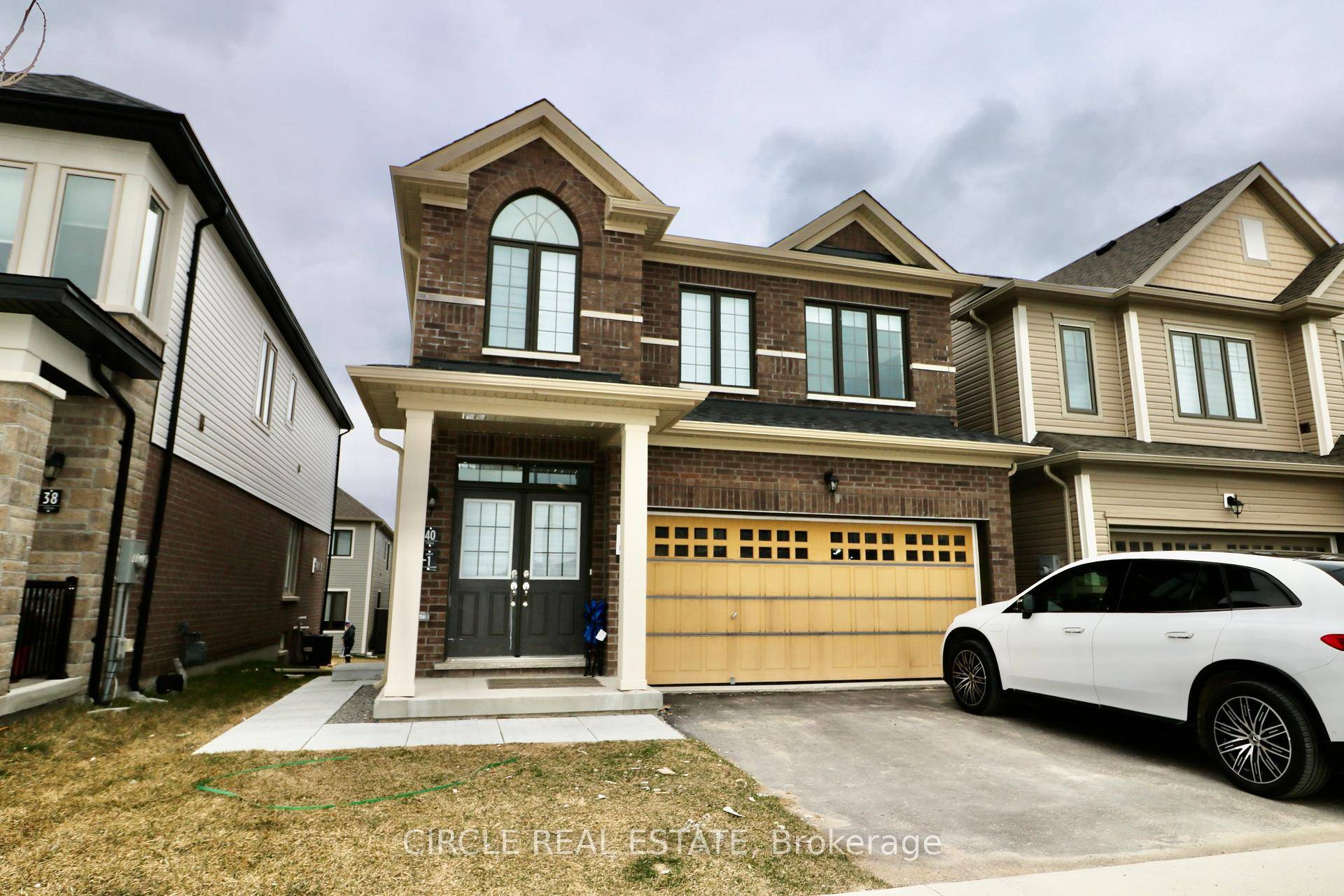 Bright Legal One Bedroom Basement Apartment in South Barrie !