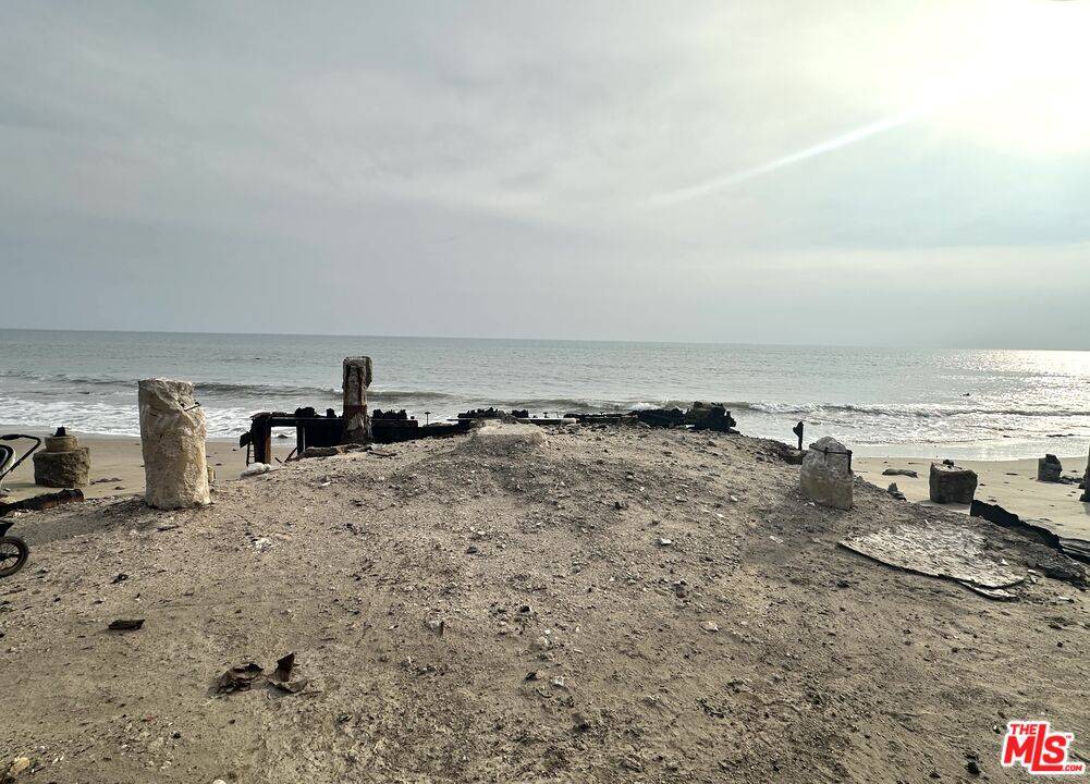 19240   Pacific Coast Highway Malibu La