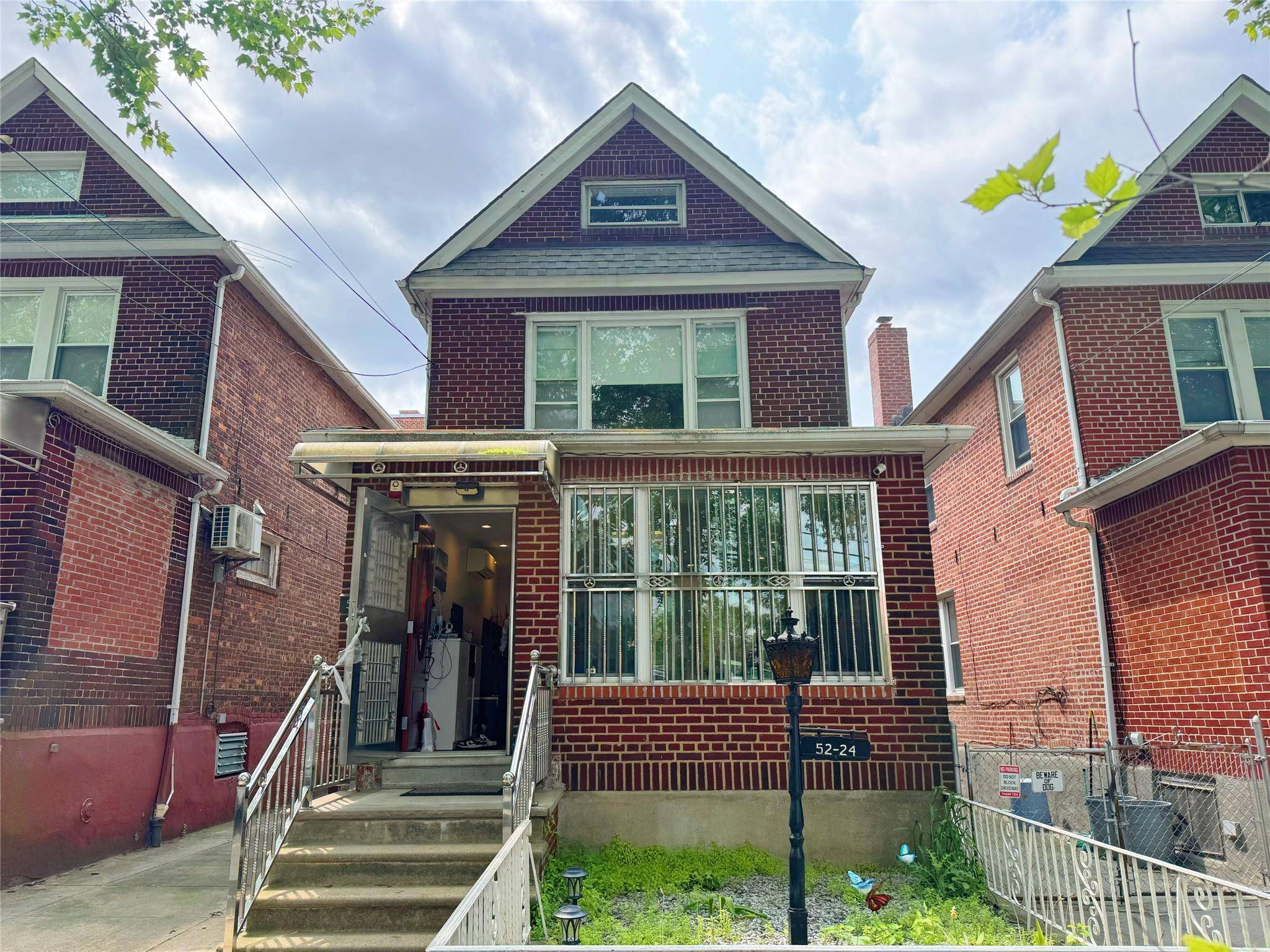 Beautiful fully renovated detached home on a quiet street in Maspeth.