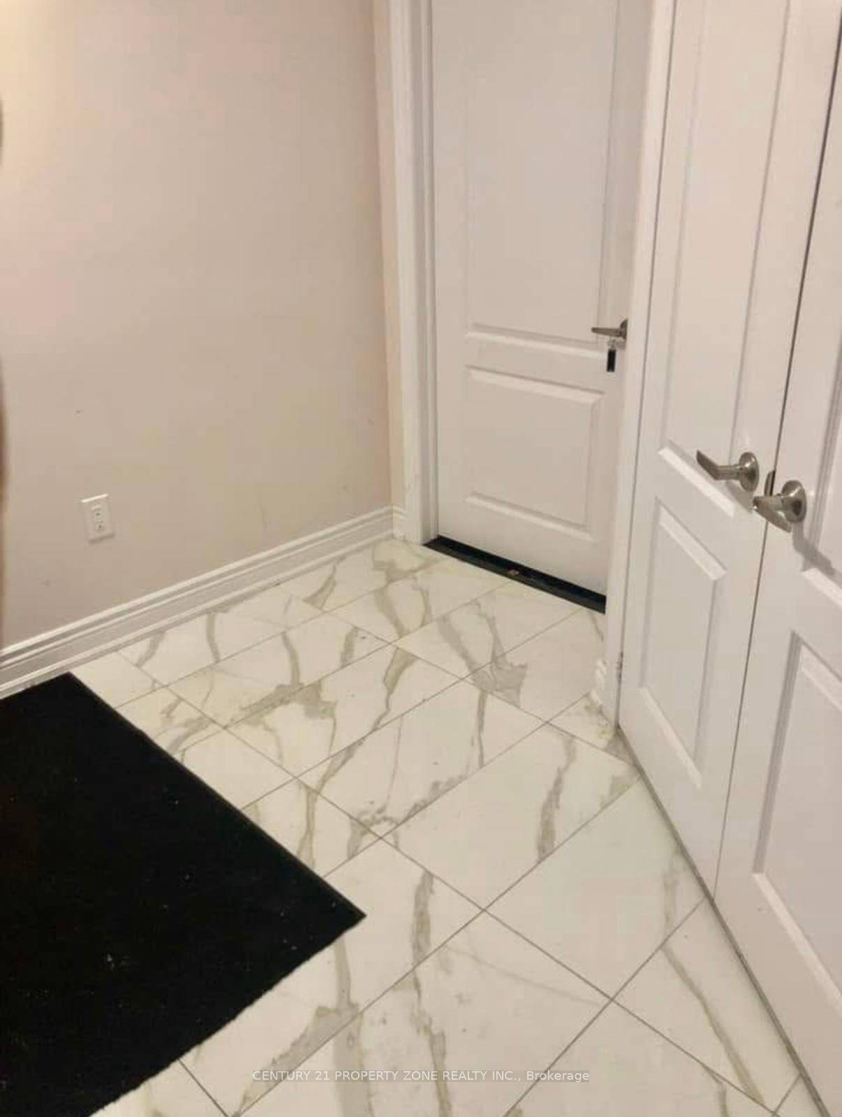 Beautifully maintained 2 bedroom legal basement apartment in a prime Brampton location near Mississauga Rd amp ; Bovaird Dr.