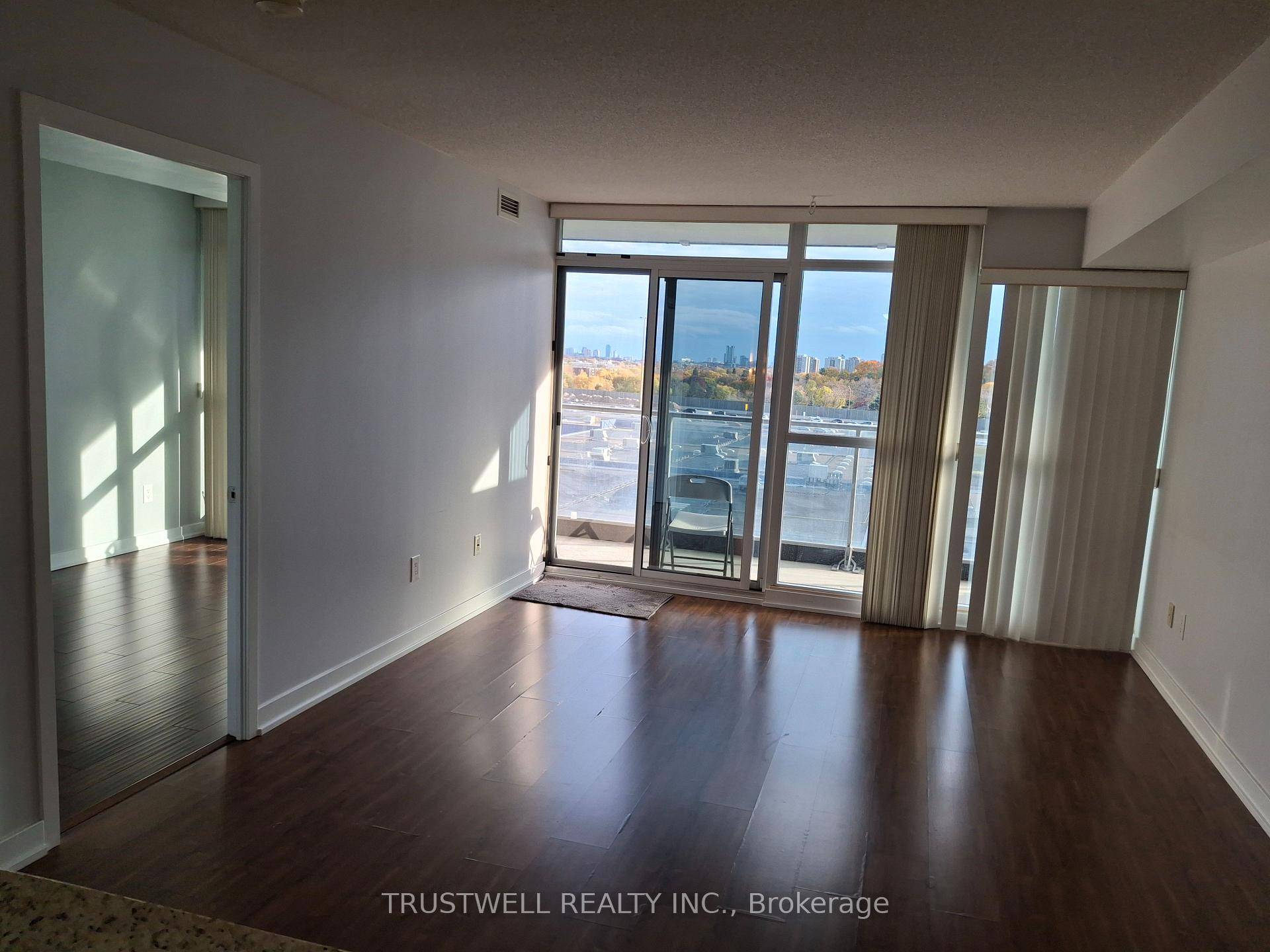 Very high demand Concord Park Project in prestigious Bayview Village area.