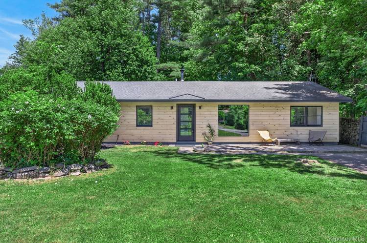 NEW NEW NEW ! If you thought you have seen 5 Lazy Brook Lane, think again !