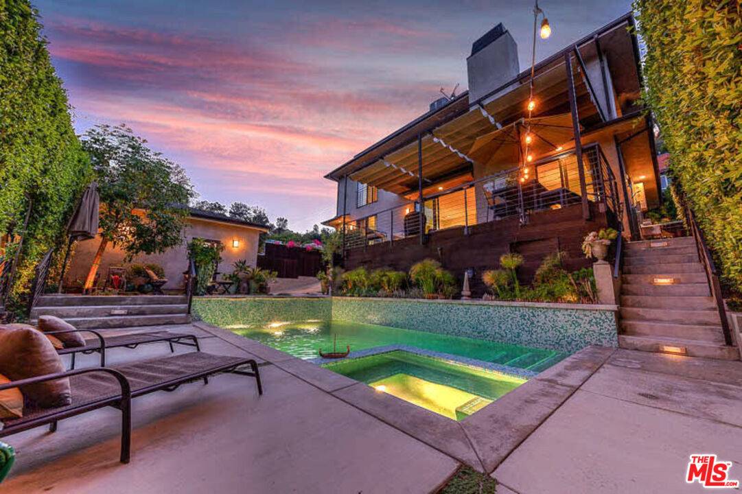 8573   Appian Way 2BR Hollywood Hills East La