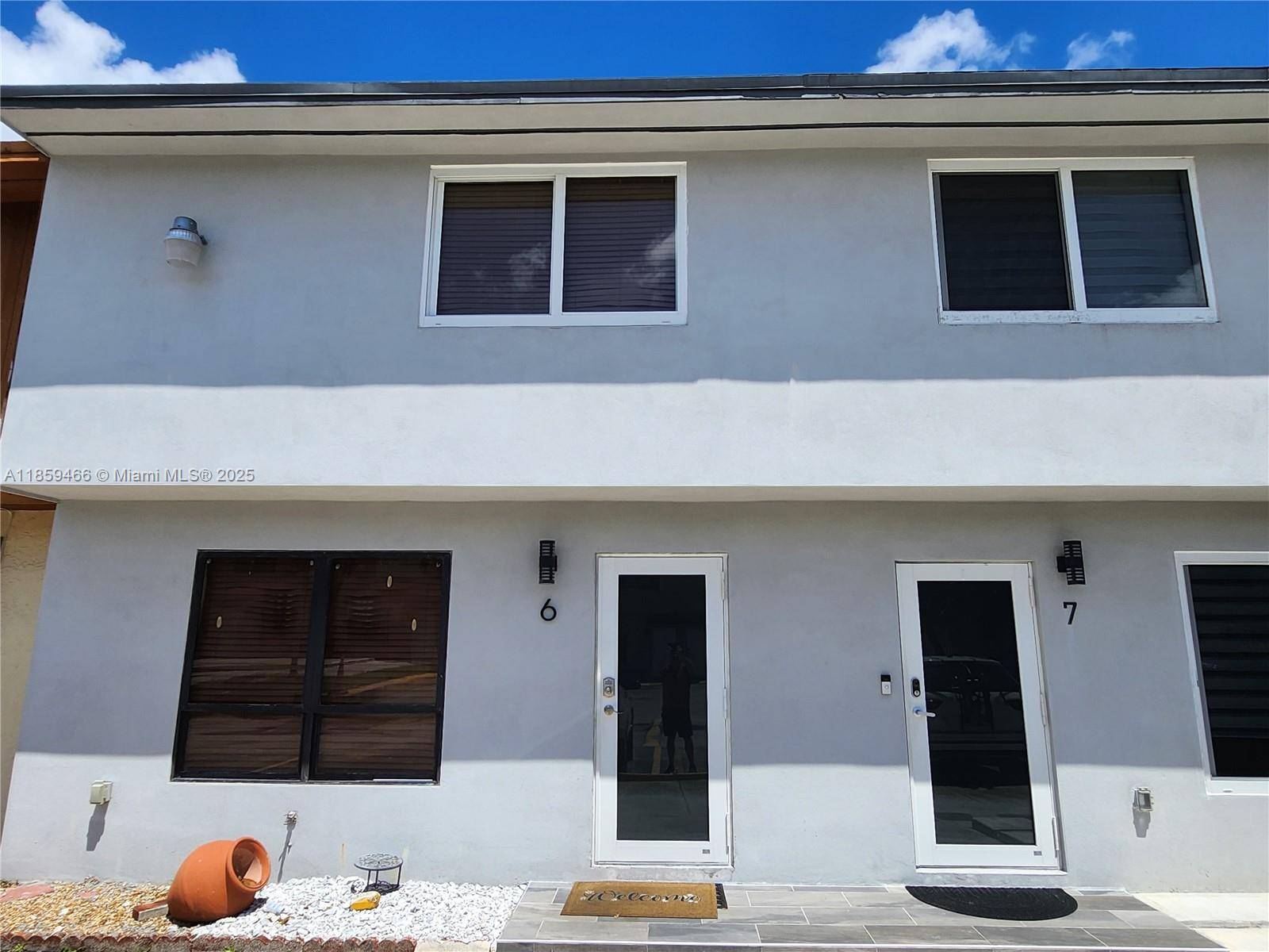 Beautiful 2 bedroom, 1. 5 bath condo with a versatile den that can easily be converted into a 3rd bedroom.