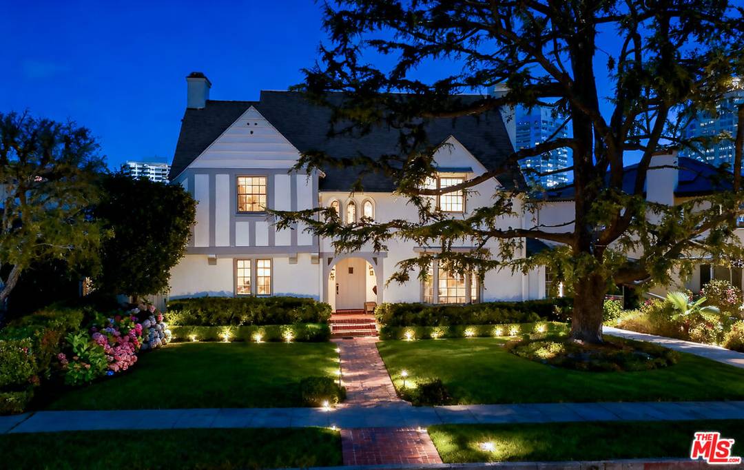 10736   Le Conte Ave 4BR Westwood La