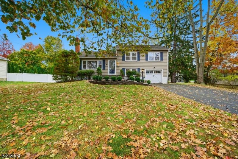 Welcome home to this charming and beautifully updated 3BR, 1 1 2 BTH residence offering over 1700 sqft of comfortable living in the heart of Florham Park !