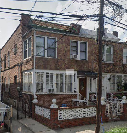 Welcome to this well located 2 family house in the heart of Jackson Heights !