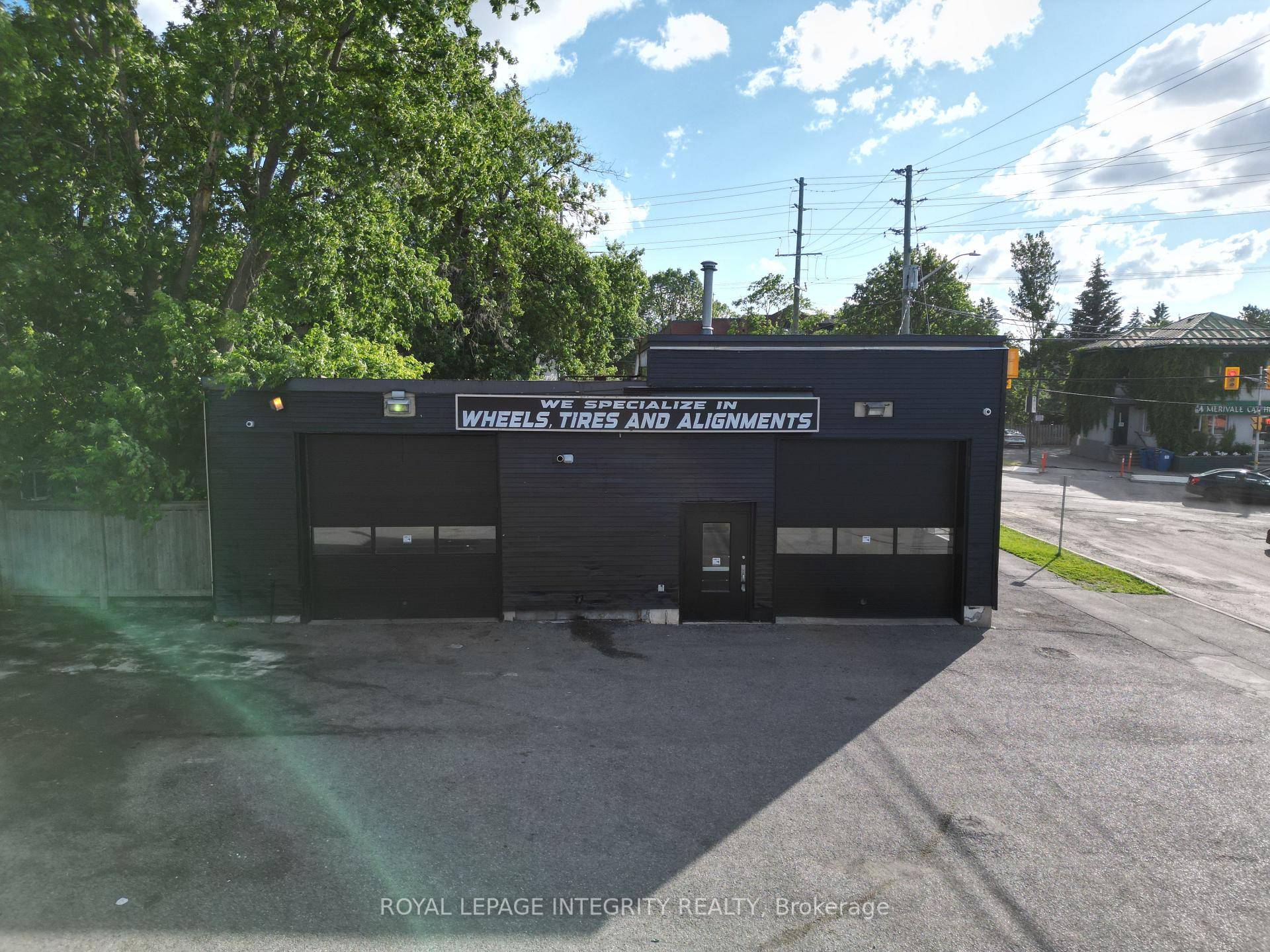 Recently updated automotive garage for sale in a fantastic central Ottawa location on Merivale Road near Carling Avenue.