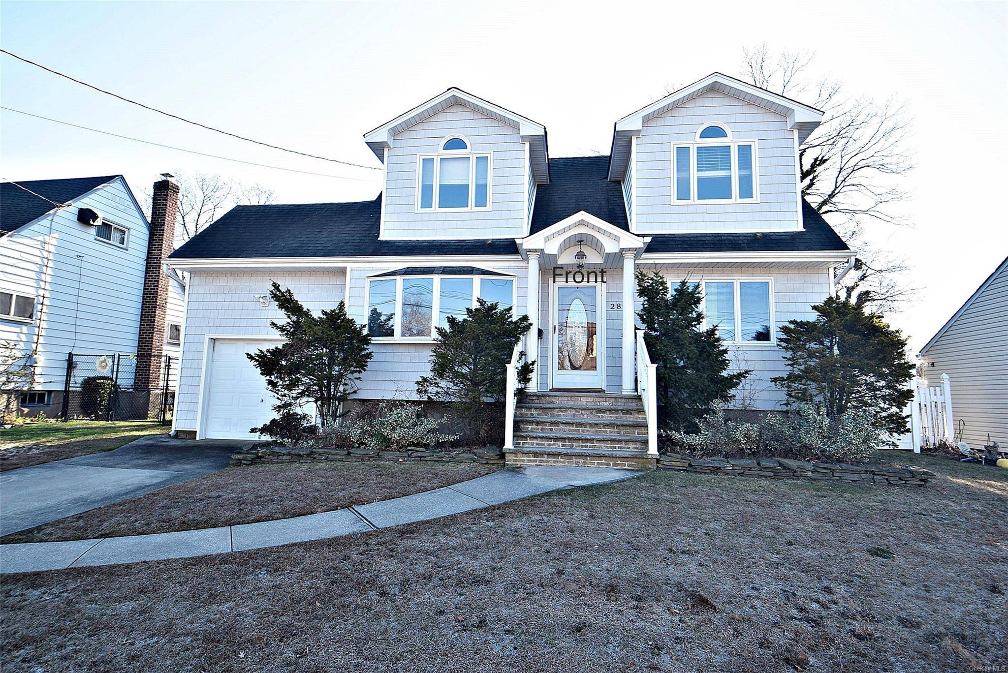 Fully Renovated Gem in the Heart of West Babylon !