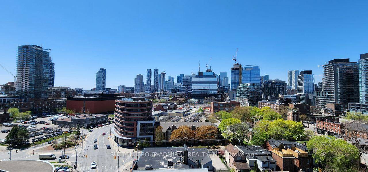Be the first to live in this stunning brand new 2 Bed Den, 2 Bath condo at the prestigious 28 Eastern !