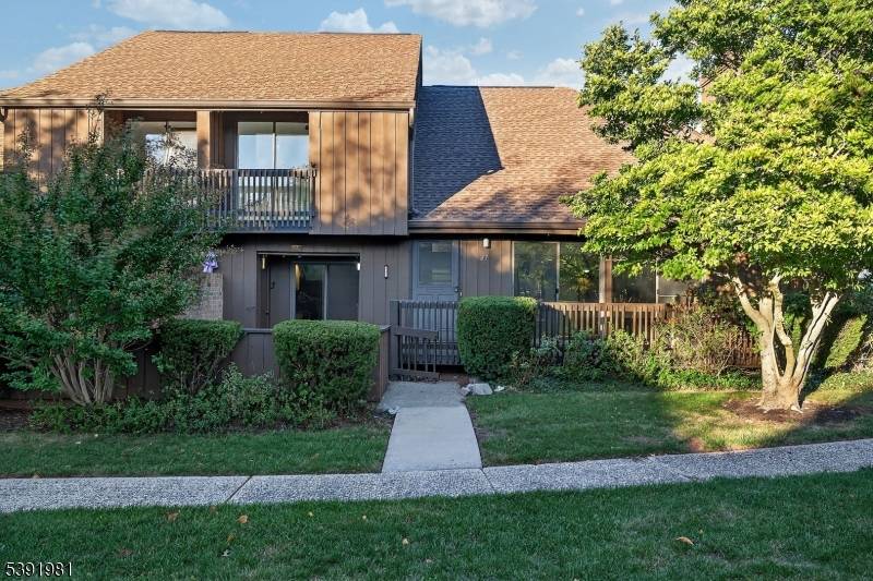 Welcome to your new home in the highly sought after Kingsberry Acres community !