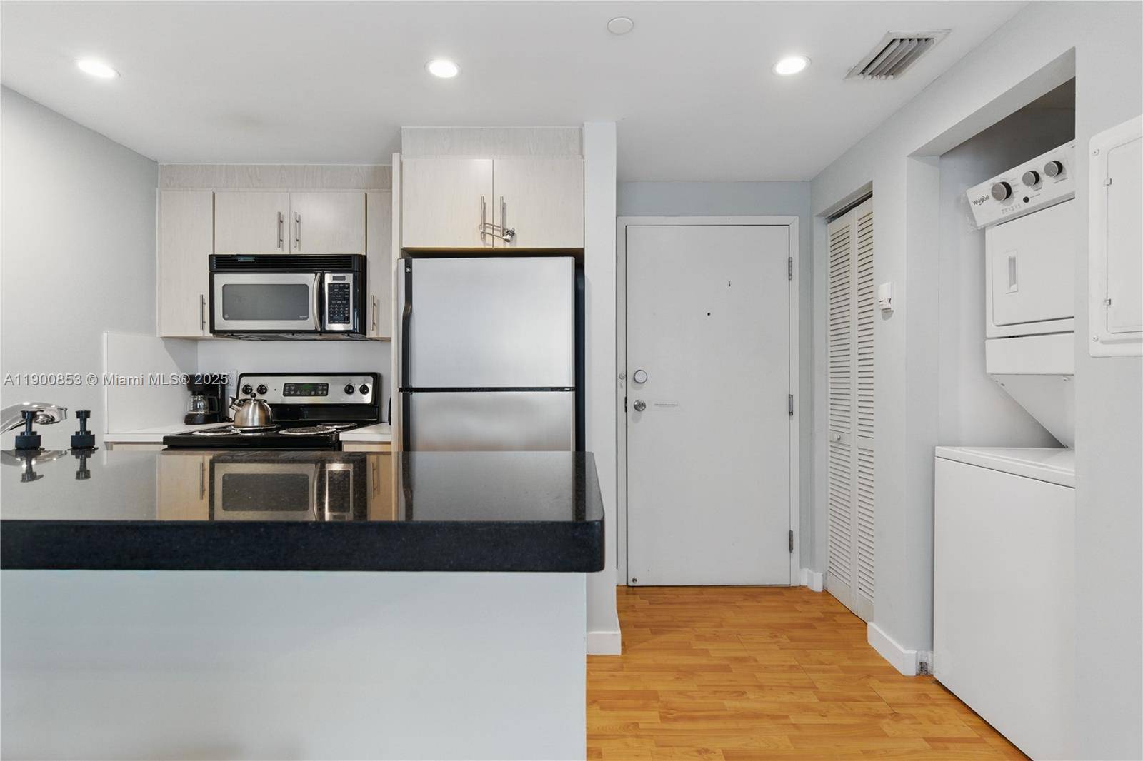 Excellent opportunity to own this short term rental property blocks away from the beach, convention center and Lincoln Road.