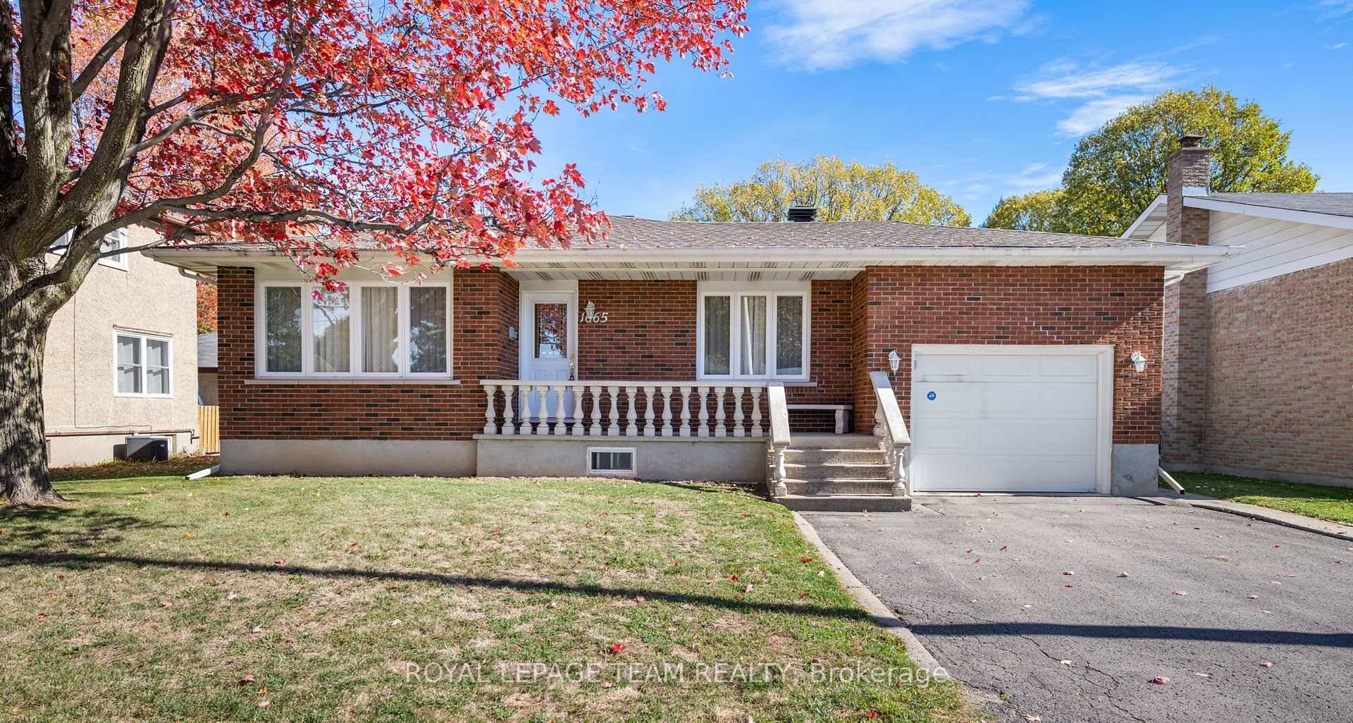 Welcome to the charming neighborhood of Carleton Heights, ideally located close to schools, parks, restaurants, and shopping.