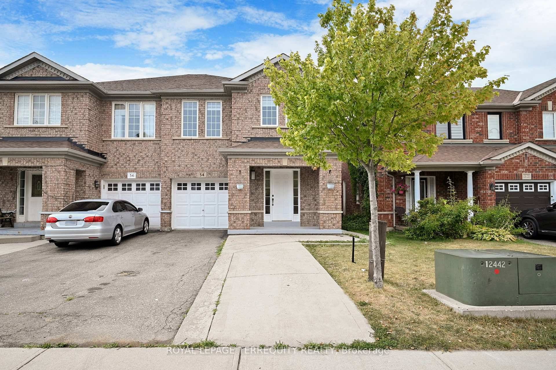 Ready To Move In, Fully Renovated semi detached Home !