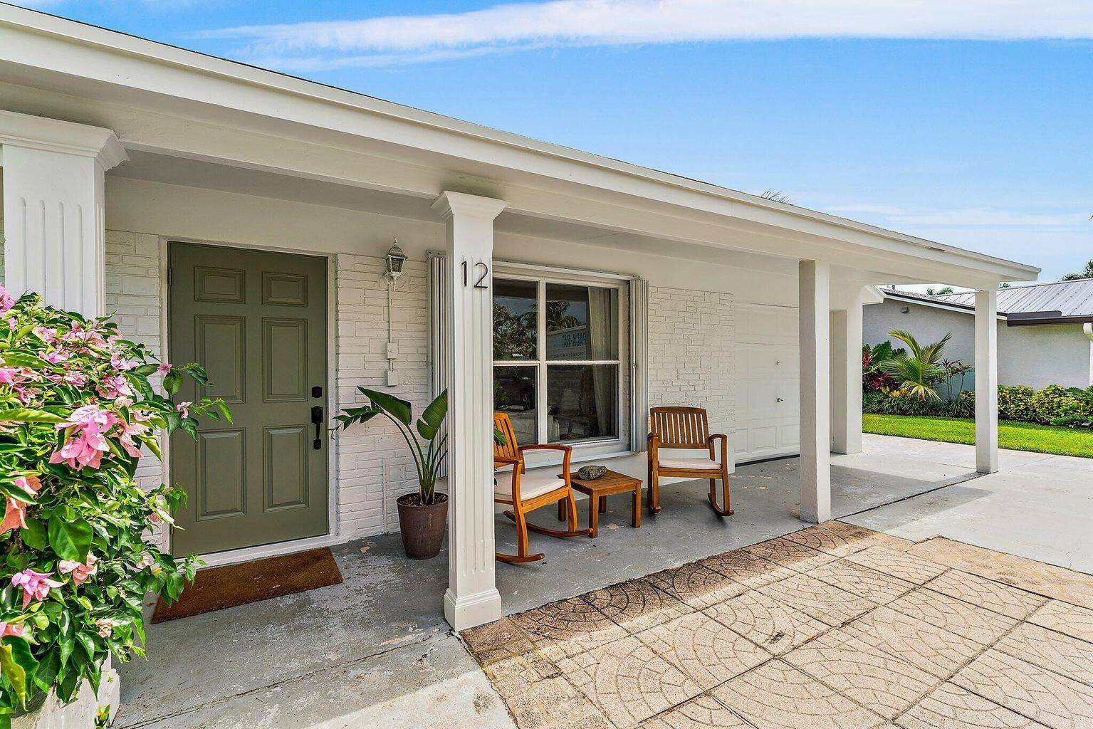 Move in to this beautifully updated 2 bedroom, 2.