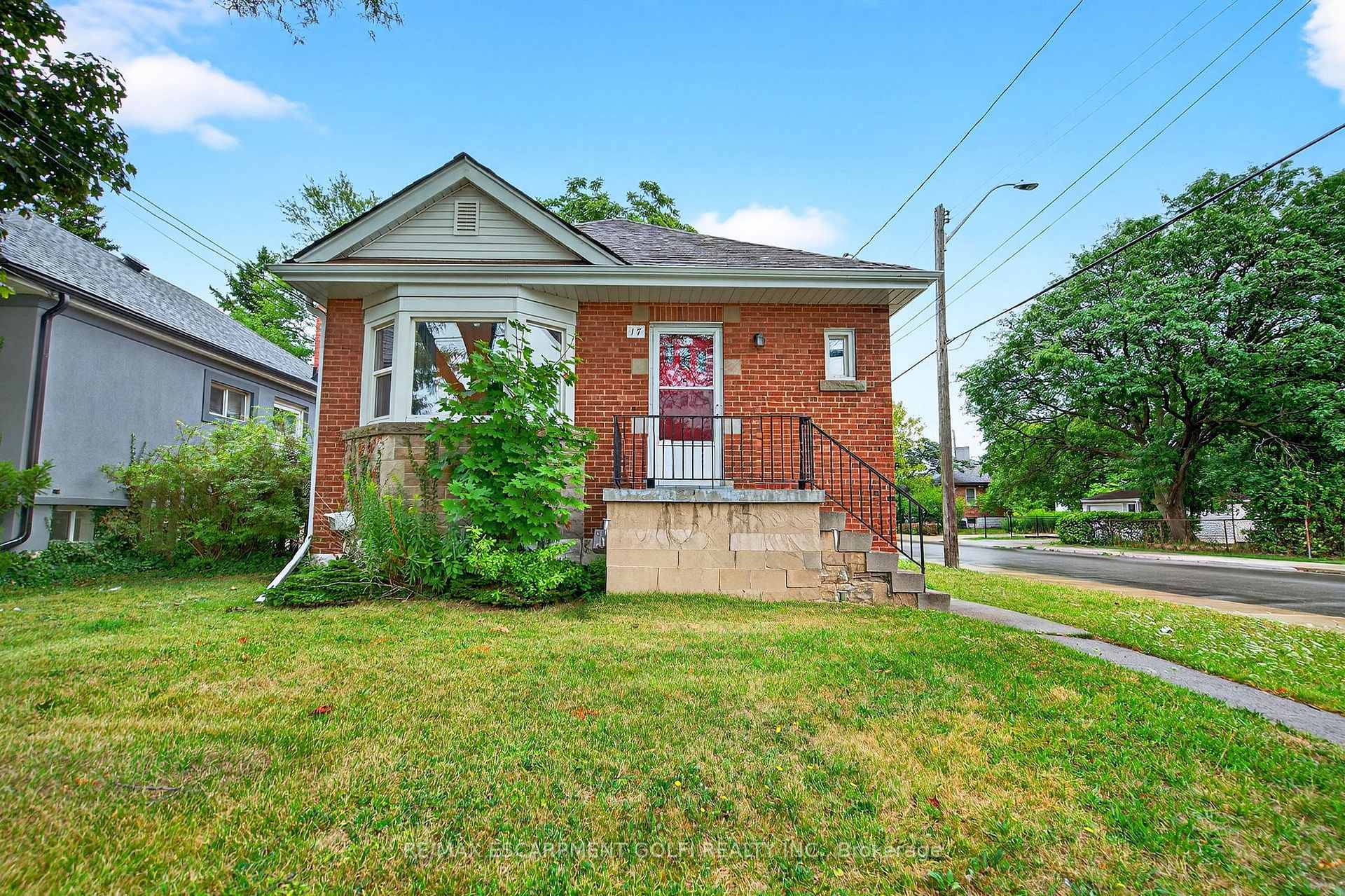 Beautiful Brick Bungalow with Multi Generational, Investment amp ; ADU Potential !