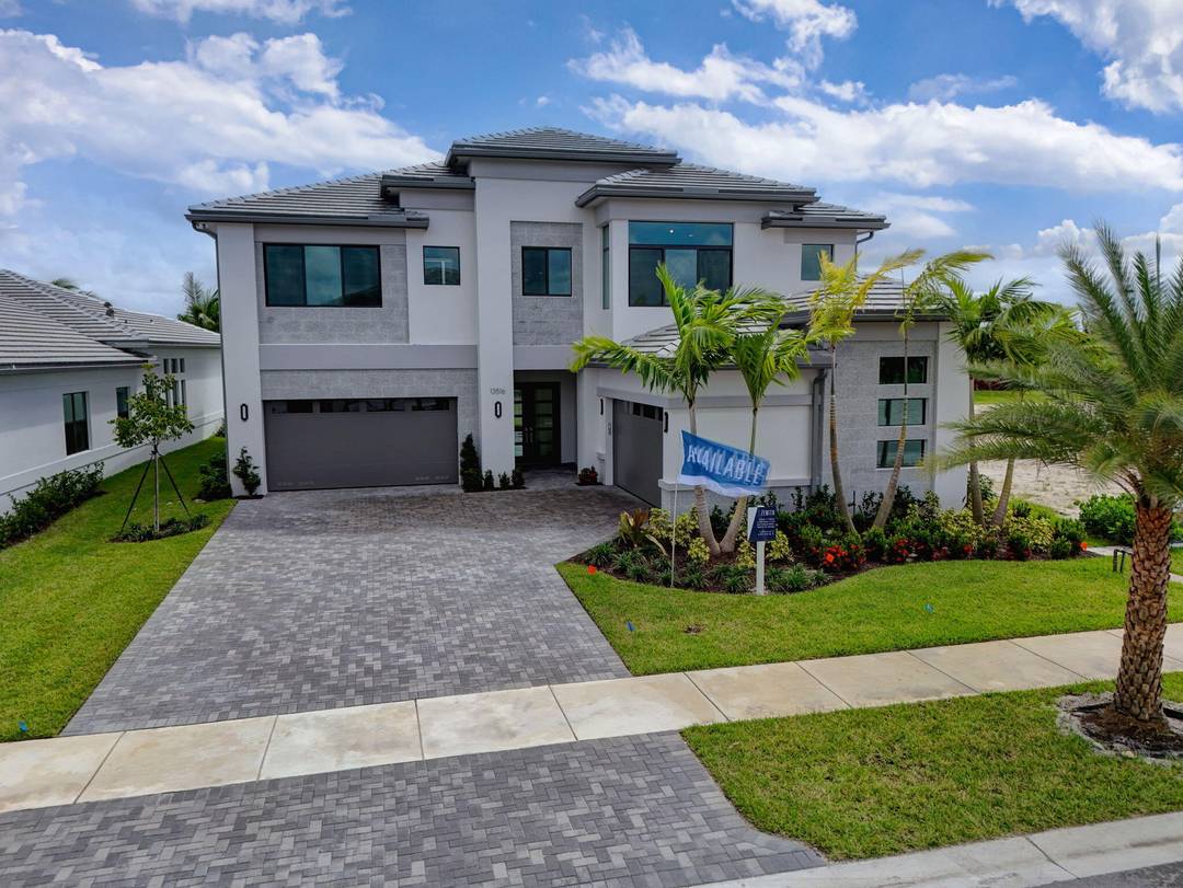 Fabulous Brand New Modern High end amp ; Resort Style Living in the Best amp ; Hottest New Gated Community in Palm Beach Gardens, ''Apex at Avenir''.