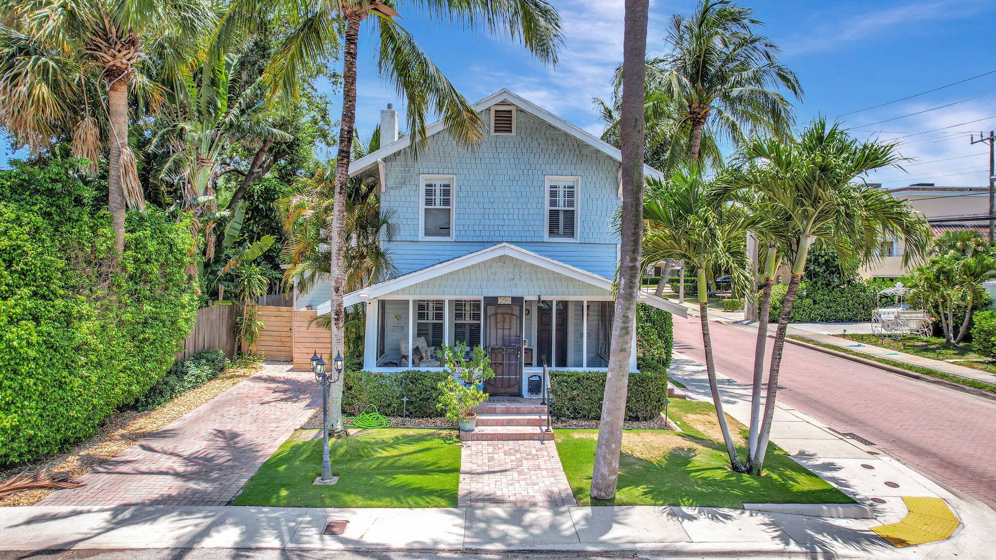 A little slice of Key West located right in the desirable area of Mango Promenade in West Palm Beach !