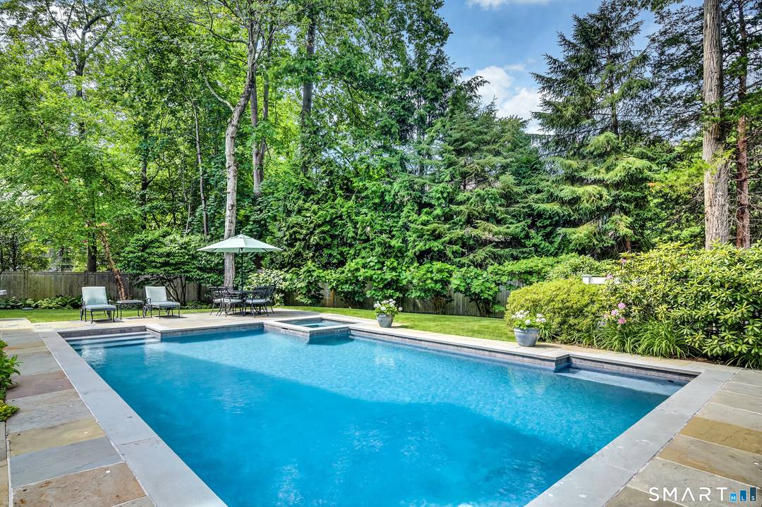 Modern Luxury Meets Classic Charm on Elm Place Experience sophisticated living in this spectacular masterpiece situated on one of the area's most coveted streets, where a dramatic, light drenched three ...