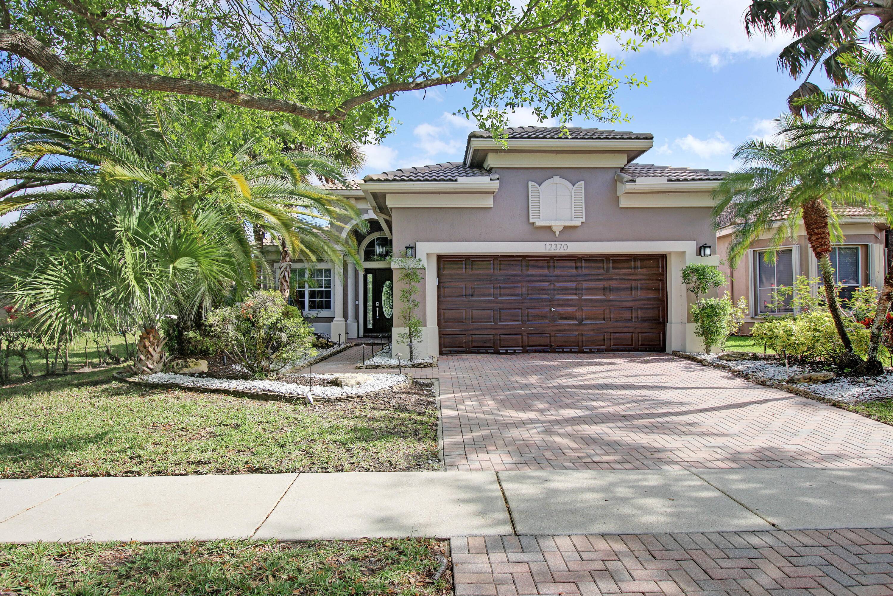 Gorgeous 3 bedroom home in Heron Bay !