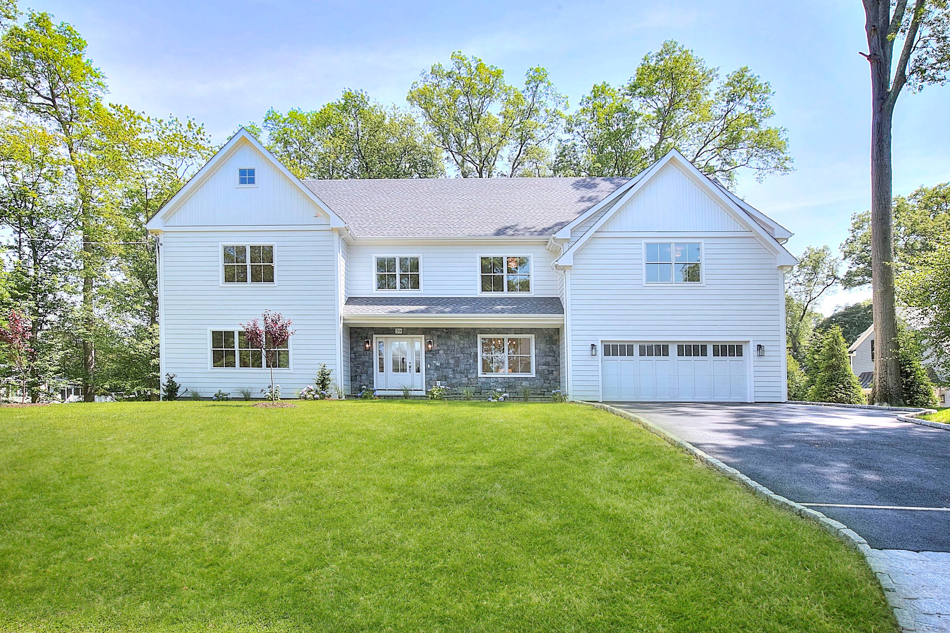 Located on one of the most coveted cul de sacs in Fairfield's University area, this Newly Built Colonial offers a perfect blend of classic charm modern luxury.