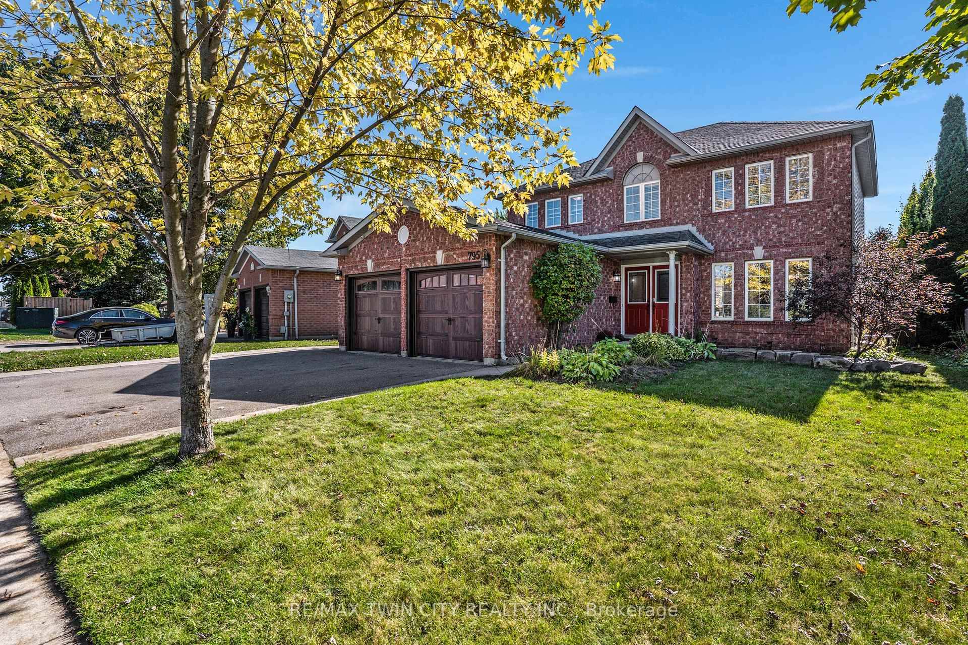 Welcome to 795 Saginaw Parkway, a 4 bed 2 storey in a sought after Cambridge neighbourhood with beautiful curb appeal including newer barn door style double car garage doors and ...