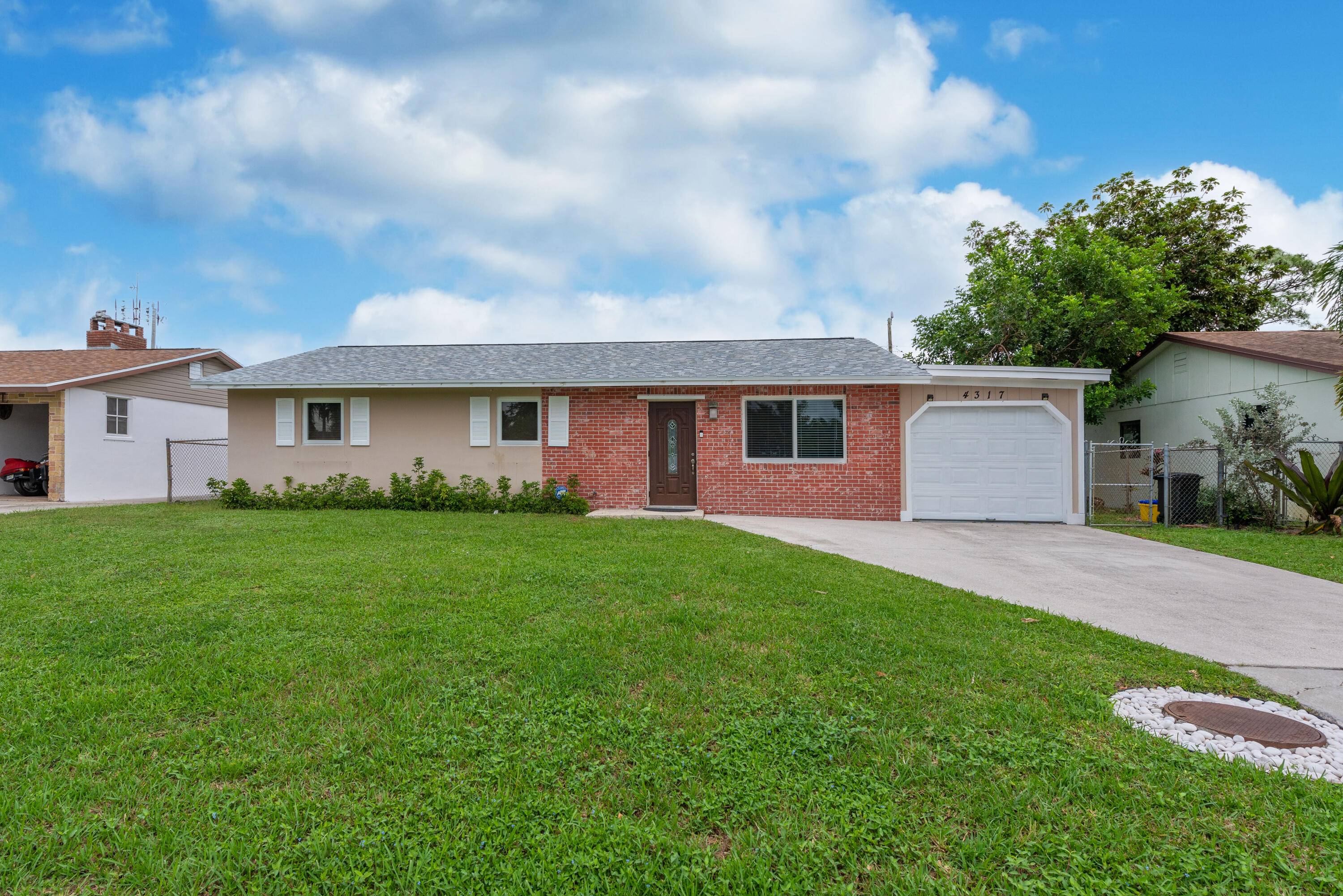 Beautiful and remodeled 3 2 with a 1 car garage in desirable Palm Beach Gardens.