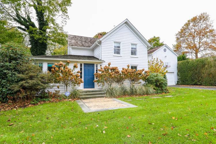 3 Bedroom Southampton Village Home