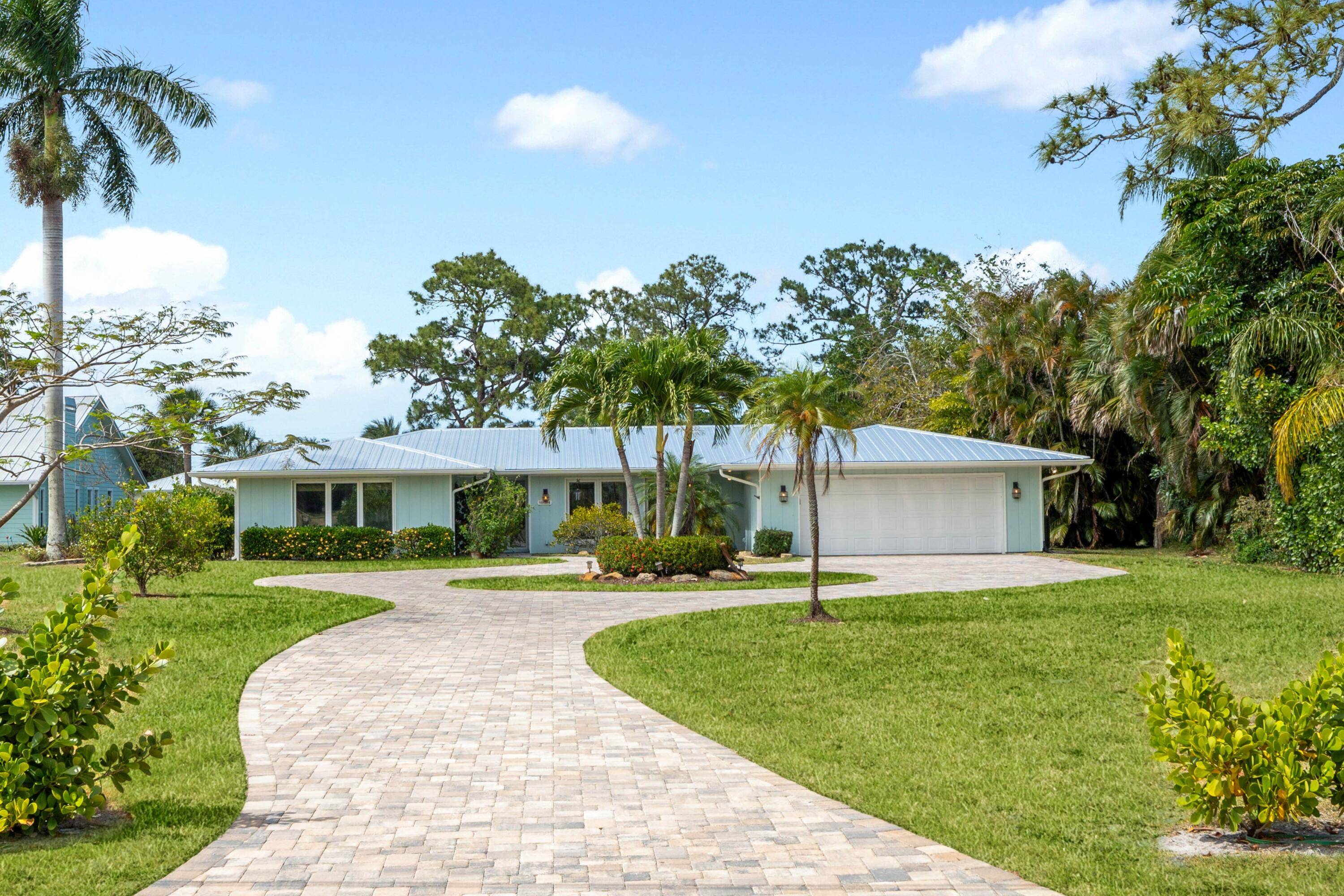 Experience the Florida lifestyle in the waterfront community of North River Shores !