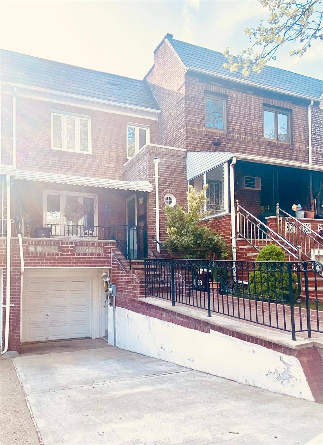 House For Sale.