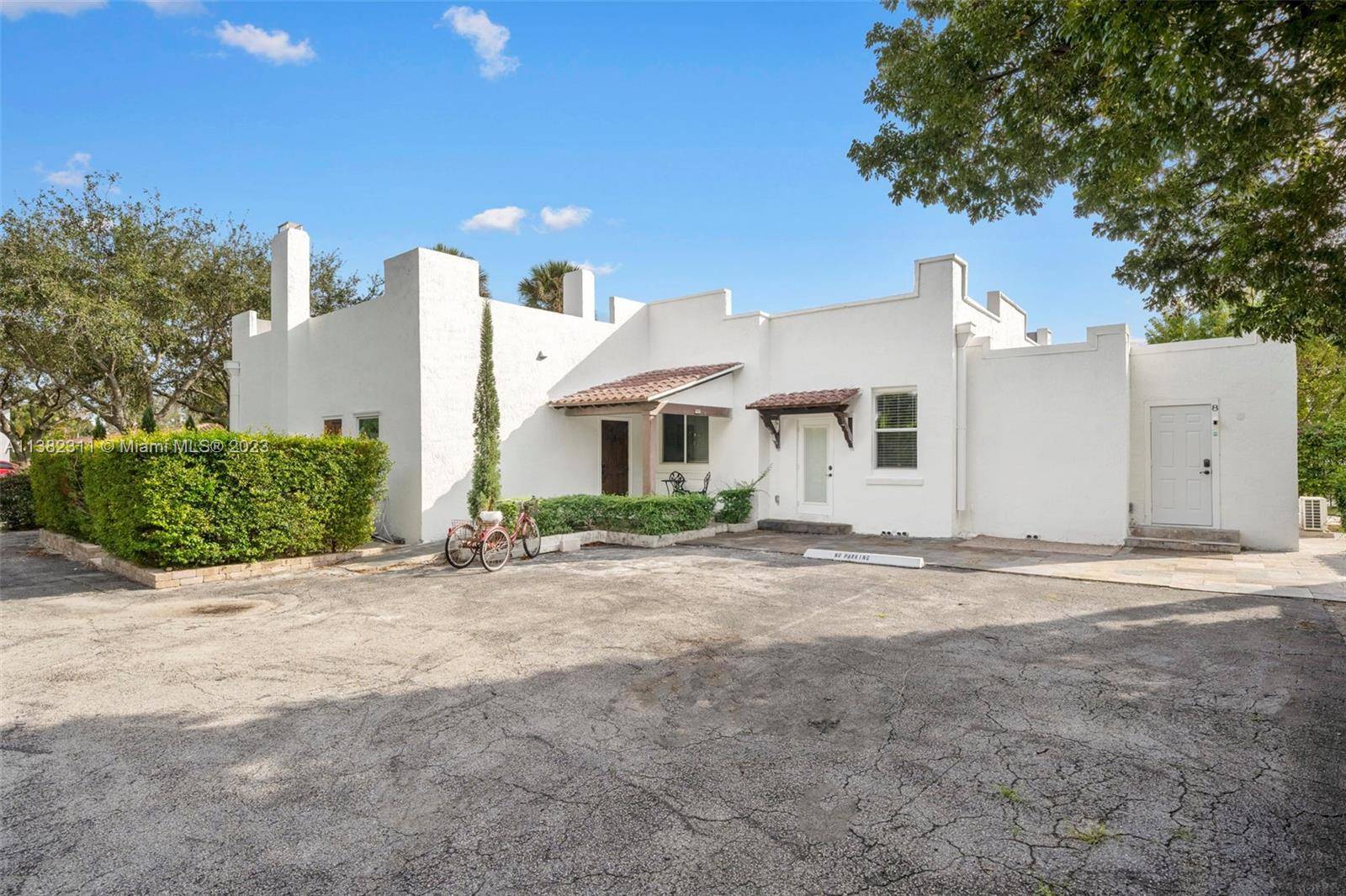 Introducing a prime investment opportunity in Pompano Beach, Florida a beautifully designed mixed use property that seamlessly blends commercial and residential spaces.