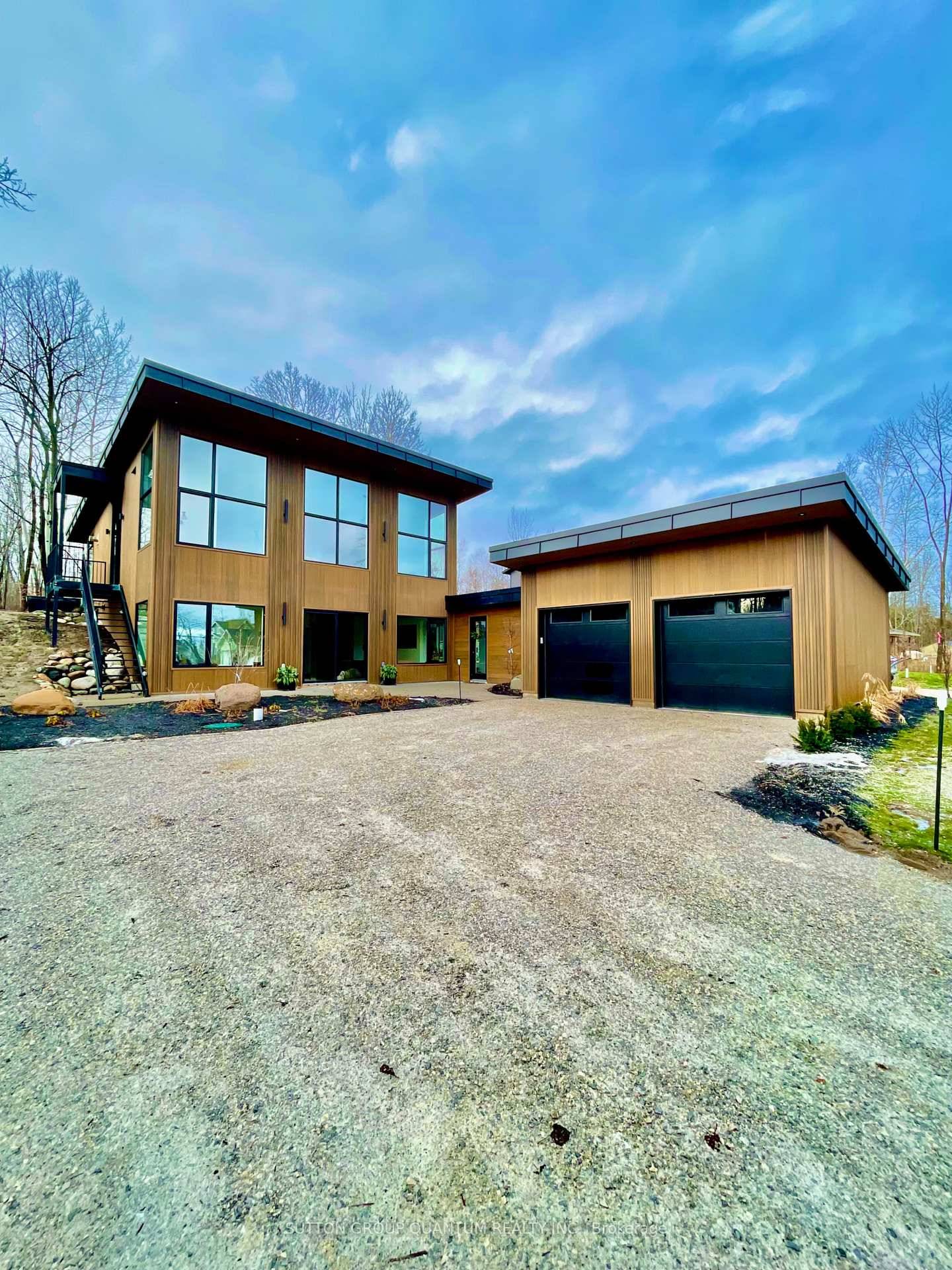 WINTER 2026. NEWLY BUILT MODERN LUXURY SKI CHALET available for the upcoming winter ski season.