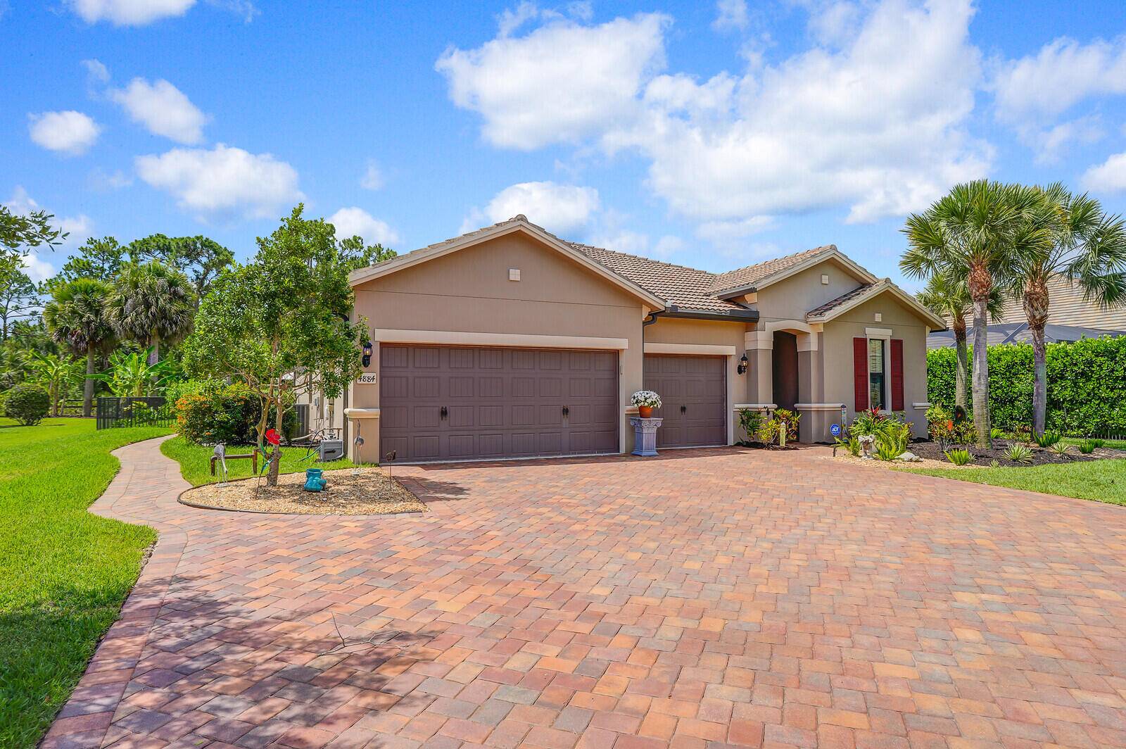 Welcome home ! This unique gem is in the desirable neighborhood of Copperleaf, offering a great layout with 4 bedrooms, 3 baths with fabulous flow for everyday living and entertaining.