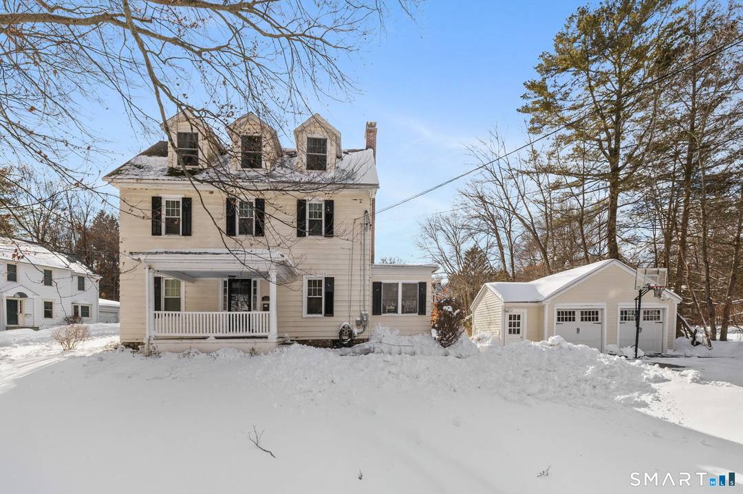 Welcome to this charming 4 bedroom, 3.