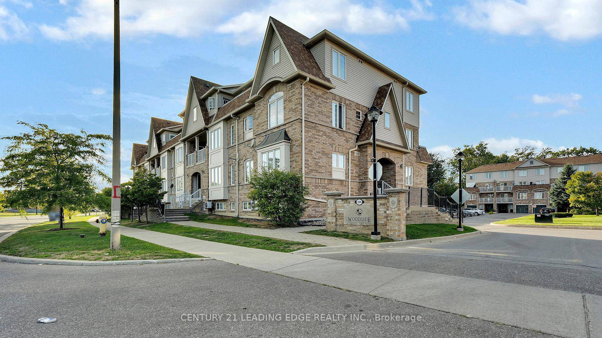 Welcome to this Wonderful 2 Bedroom Stacked Townhouse with 1 massive Parking Space in a Highly Desirable Family Oriented Community !