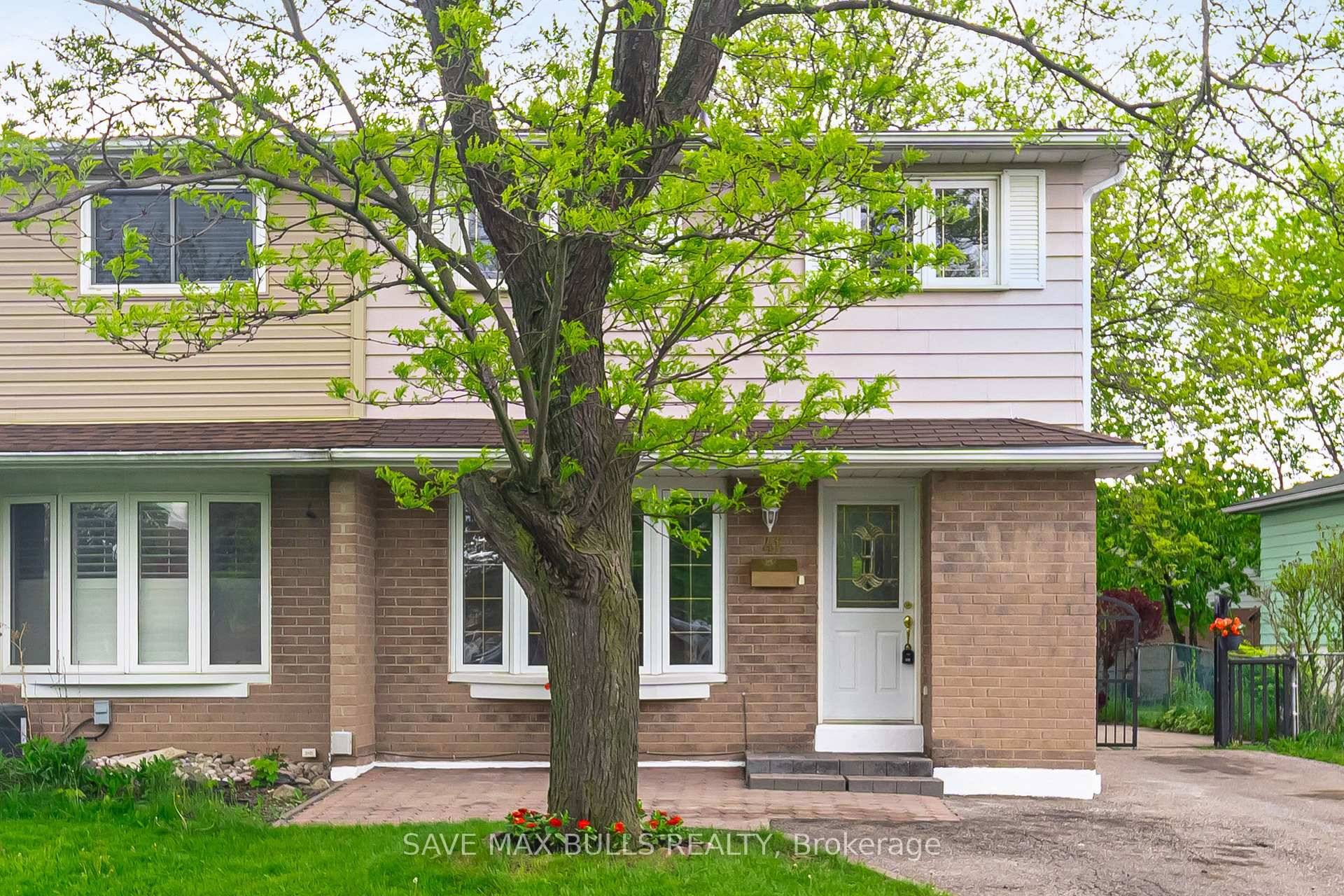 Stunning 4 1 bedroom semi detached home featuring no carpet anywhere.