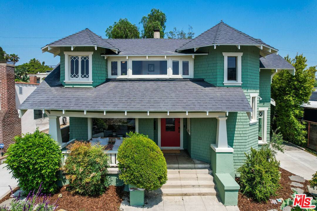 616  N Gower St 5BR Mid Wilshire La