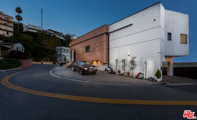 1680 SUNSET PLAZA DR Sunset Strip LA
