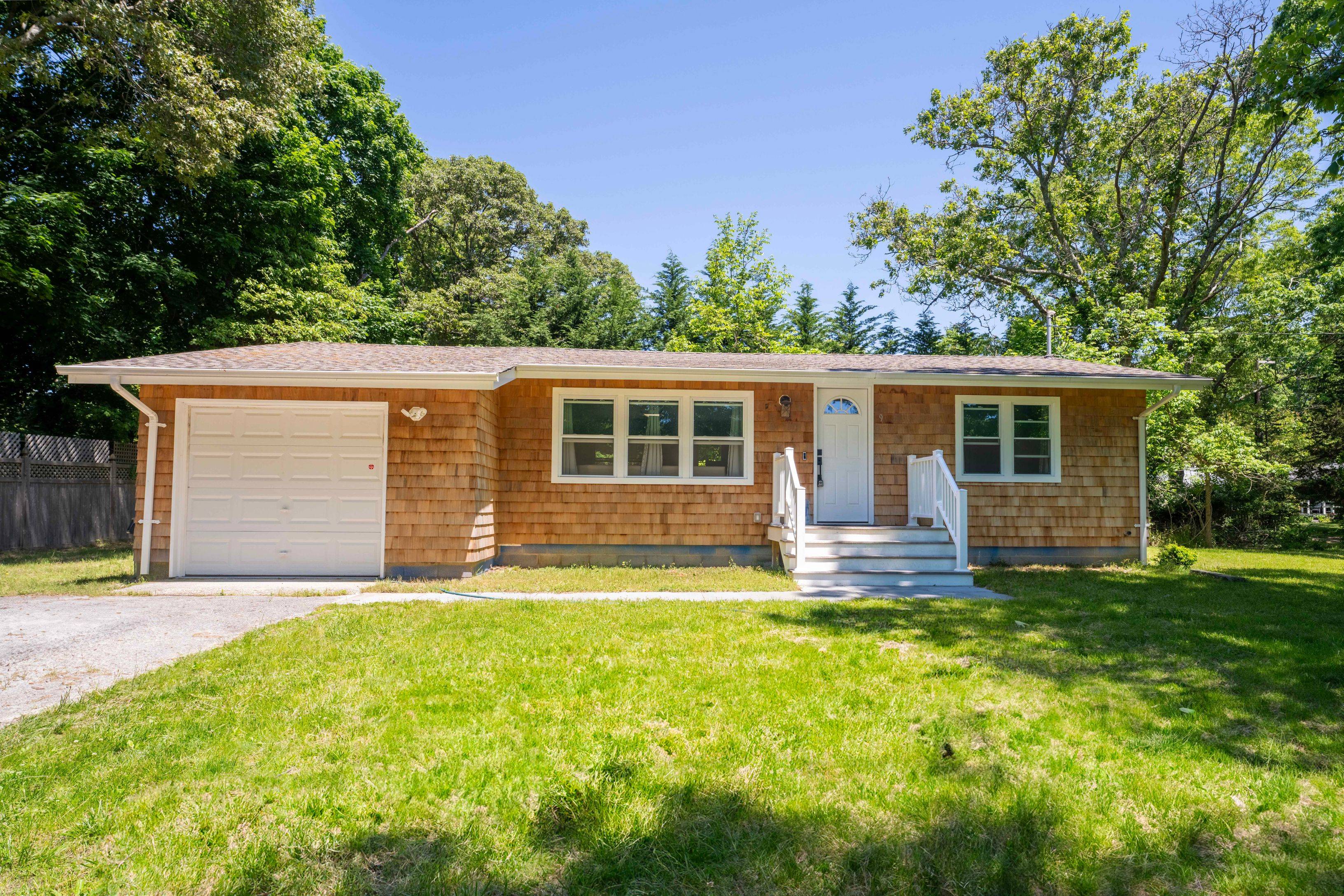 NEWLY RENOVATED IN EAST QUOGUE!