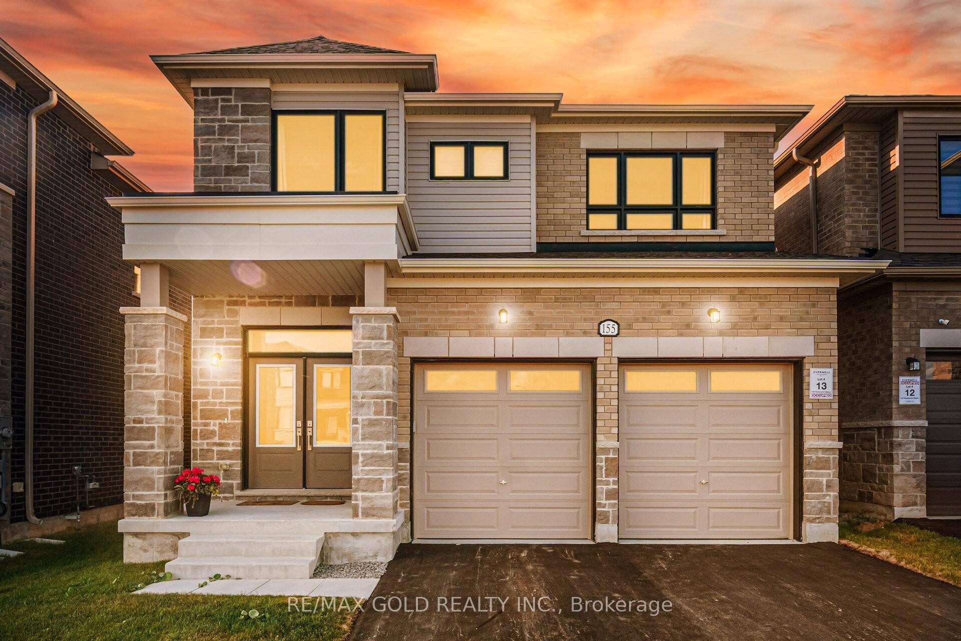 Step Into This Stunning 4 Bedroom, 3.