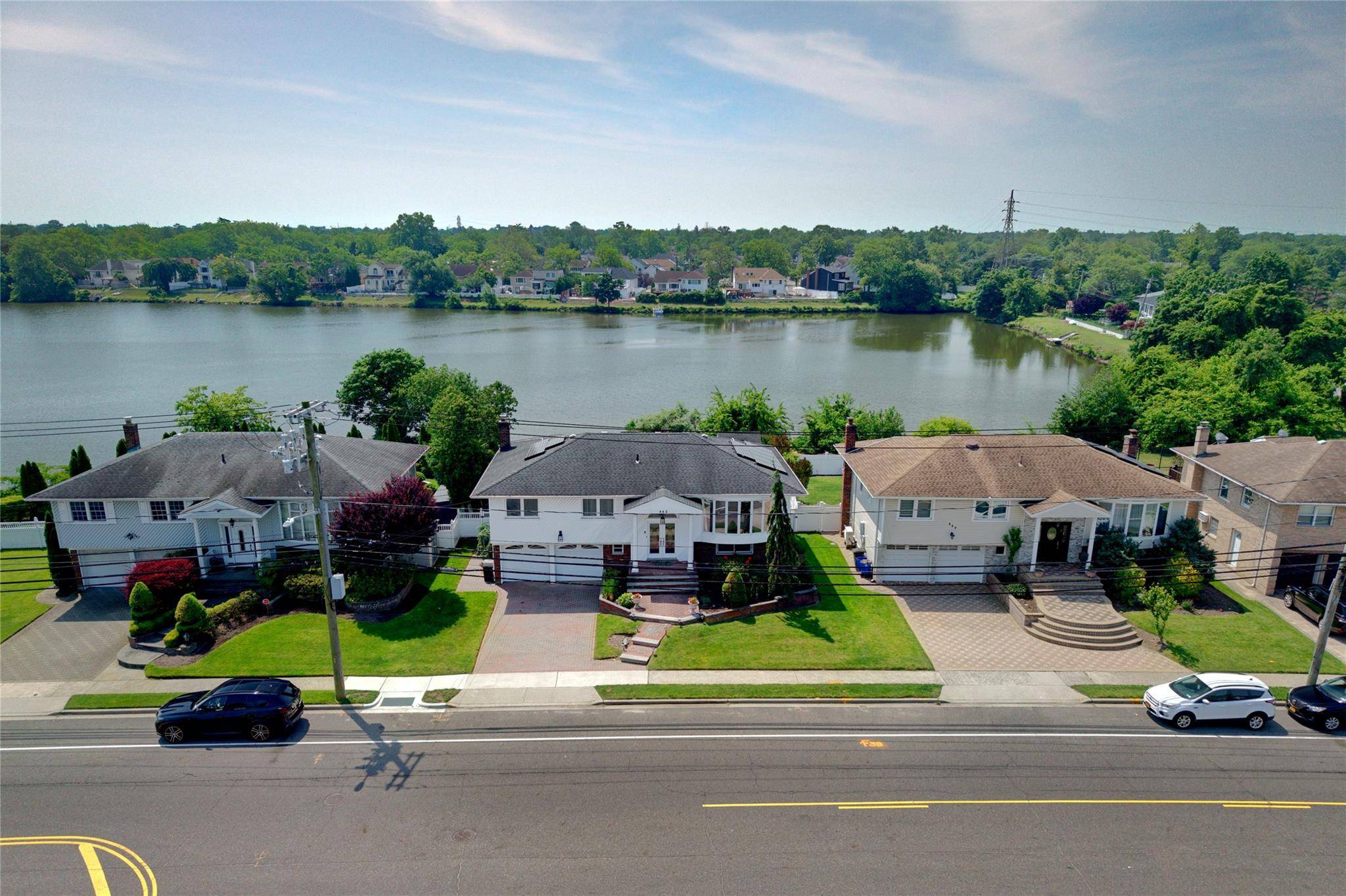 Beautiful move in ready home in N.
