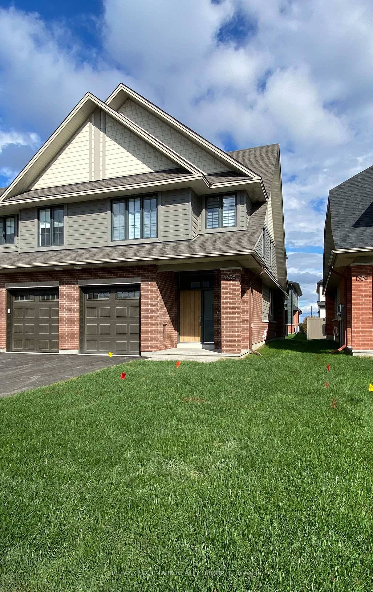 Welcome to this stunning BRANDNEW EXECUTIVE Townhouse built by Uniform with 2268 SF in the most desirable Kanata North Urban Expansion Area KNUEA.